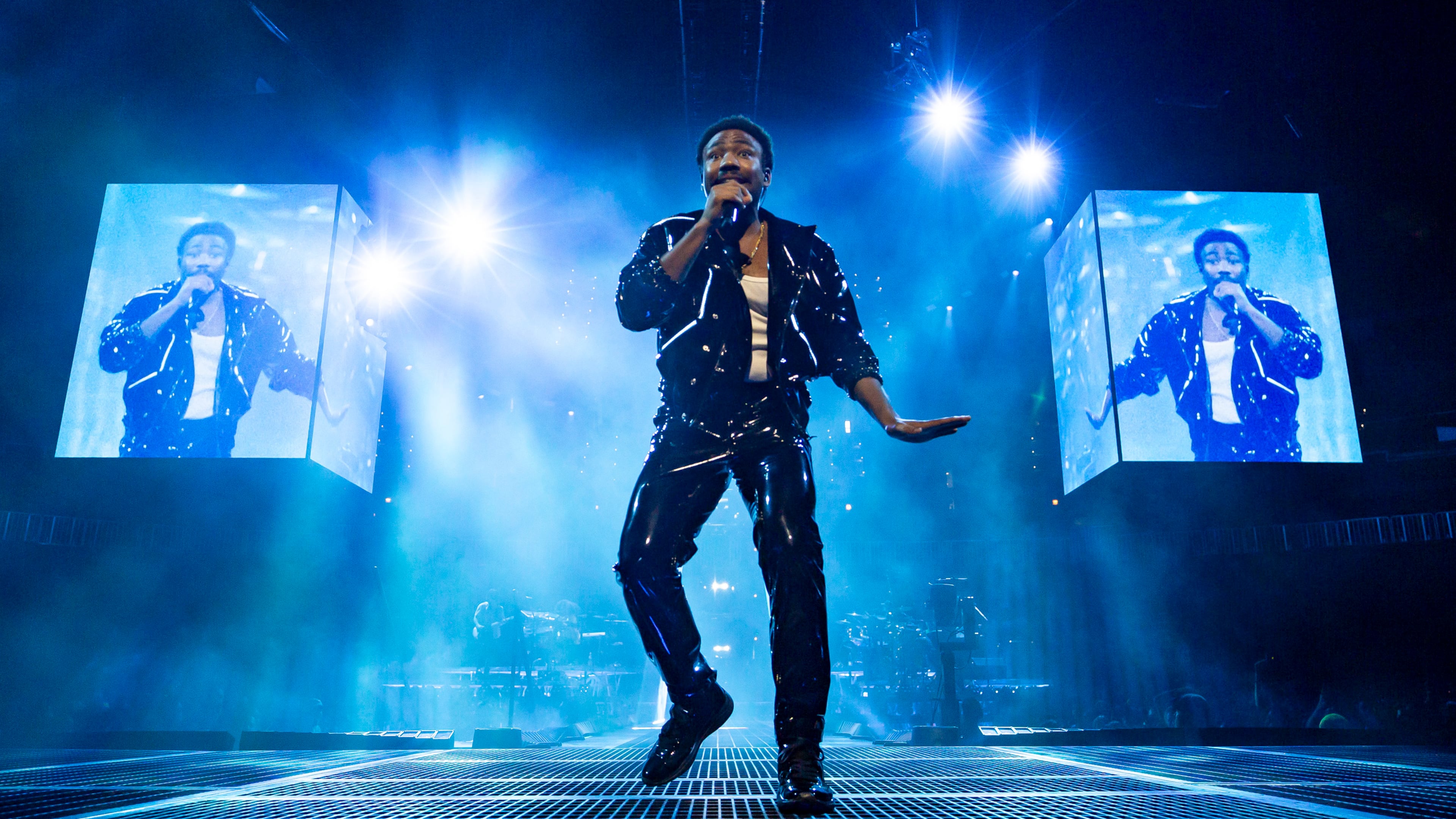 Childish Gambino dazzled a sold out crowd at State Farm Arena with hits spanning his career of rap, R&B, and anthemic hip-hop. Photo taken Monday September 2, 2024 at State Farm Arena. (RYAN FLEISHER FOR THE ATLANTA JOURNAL-CONSTITUTION)