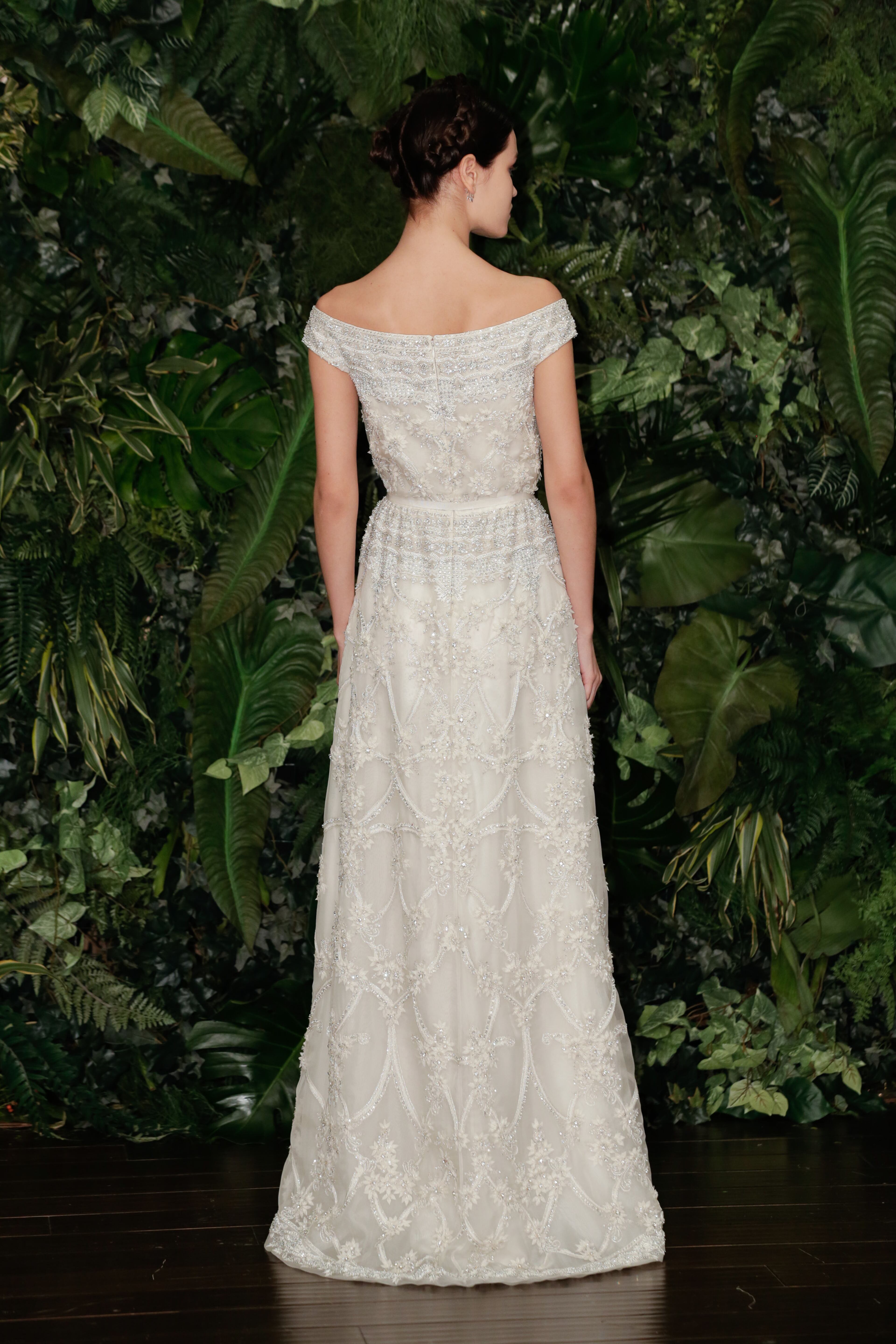A model poses during the Naeem Khan Fall/Winter 2014 Bridal Collection presentation and reception on Oct. 12, 2013, in New York City.