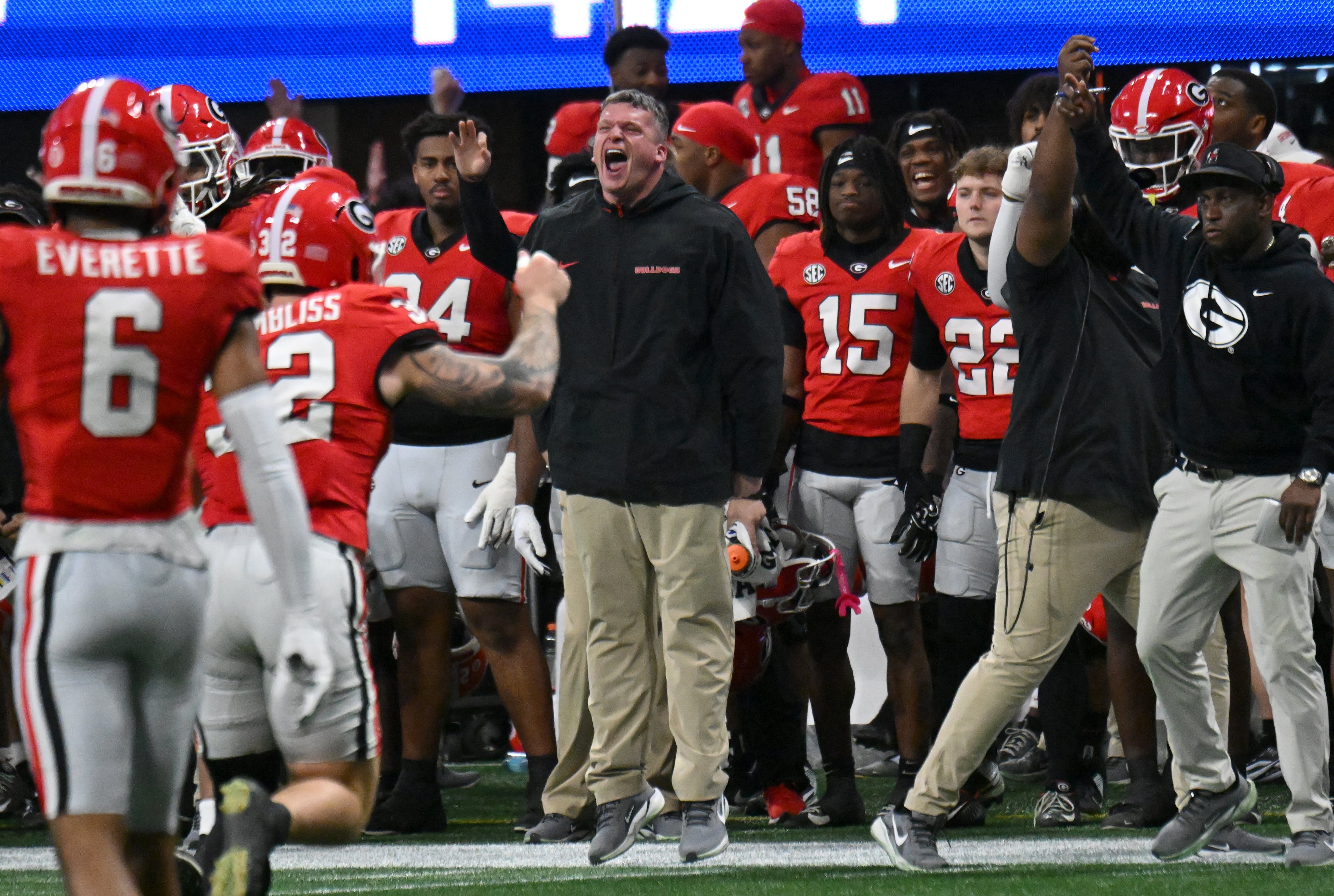 Georgia players and staff react during the SEC Championship football game at the Mercedes-Benz Stadium, Saturday, December 7, 2024, in Atlanta. (Hyosub Shin / AJC)