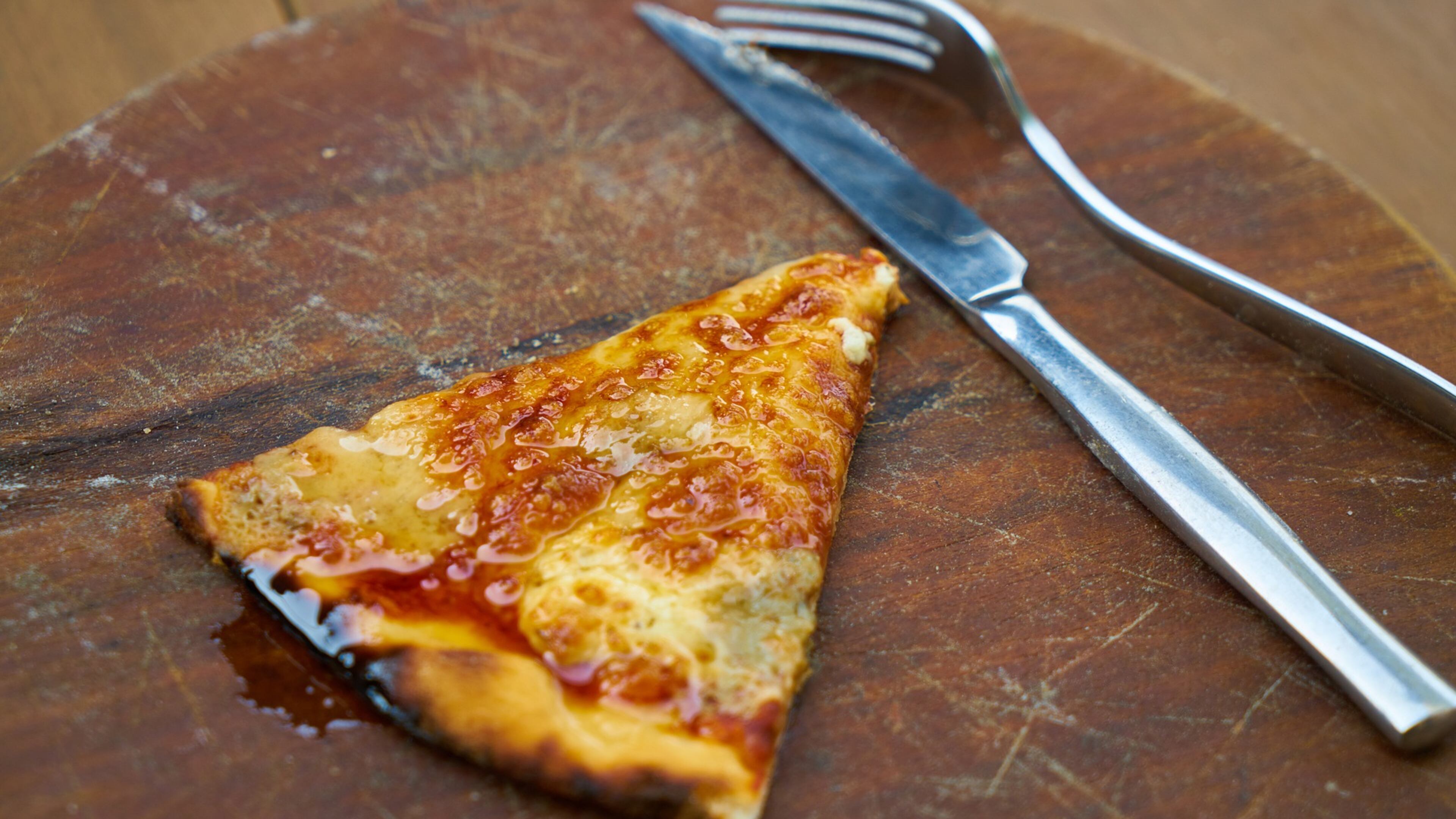 A Delowe Drive pizza joint scored a 31 on its recent inspeciton.