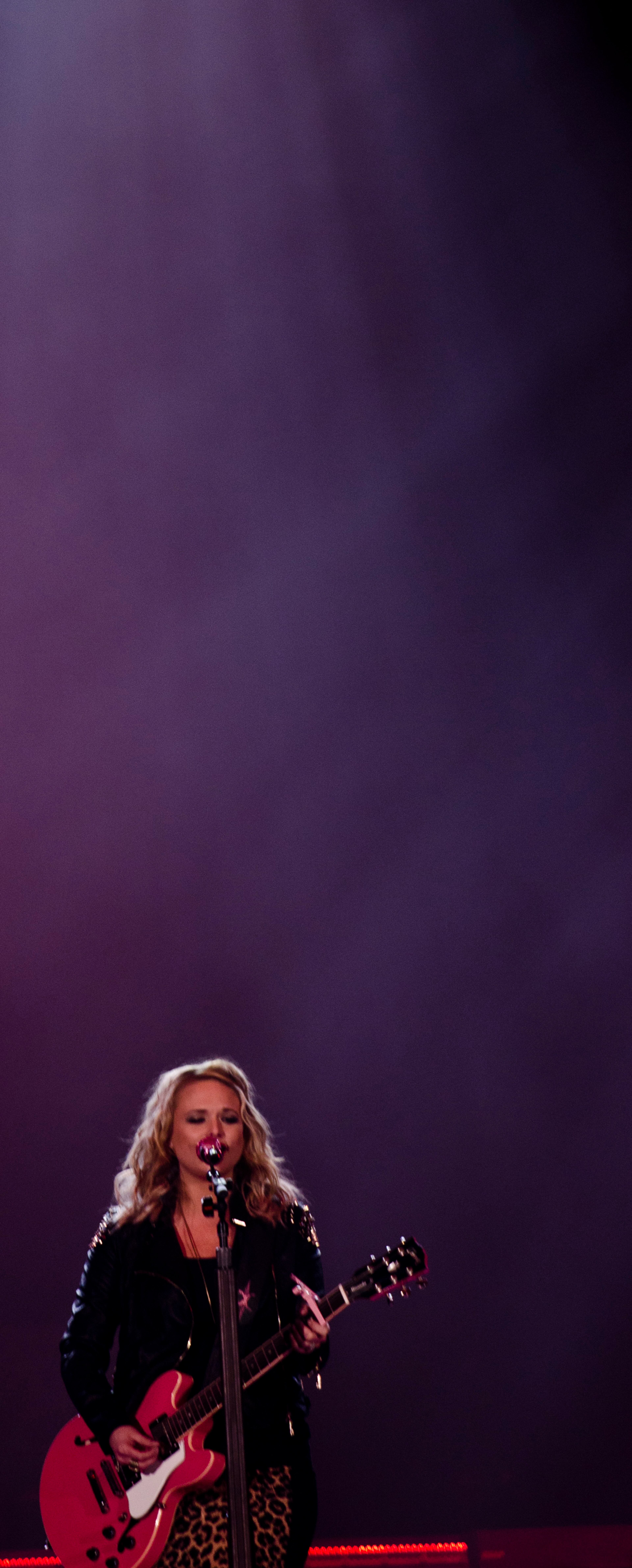 Miranda Lambert delighted a sold-out Ervin J. Nutter Center crowd during her Locked and ReLoaded Tour with Dierks Bentley in Fairborn, Ohio.