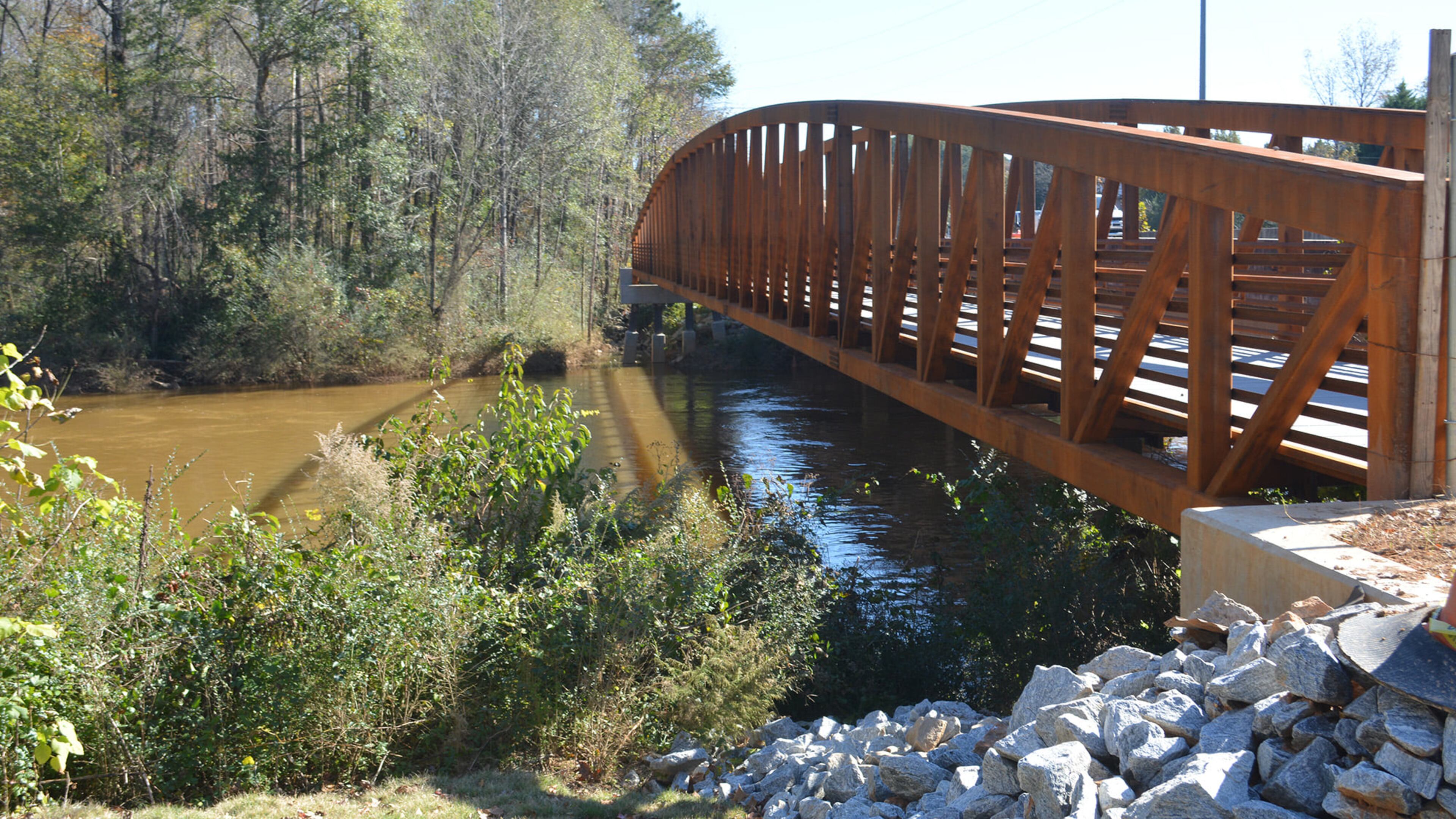 The new pedestrian bridge on State Bridge Road in Johns Creek that crosses over the Chattahoochee River is now open for walkers, joggers, and bicyclists. (Courtesy City of Johns Creek)