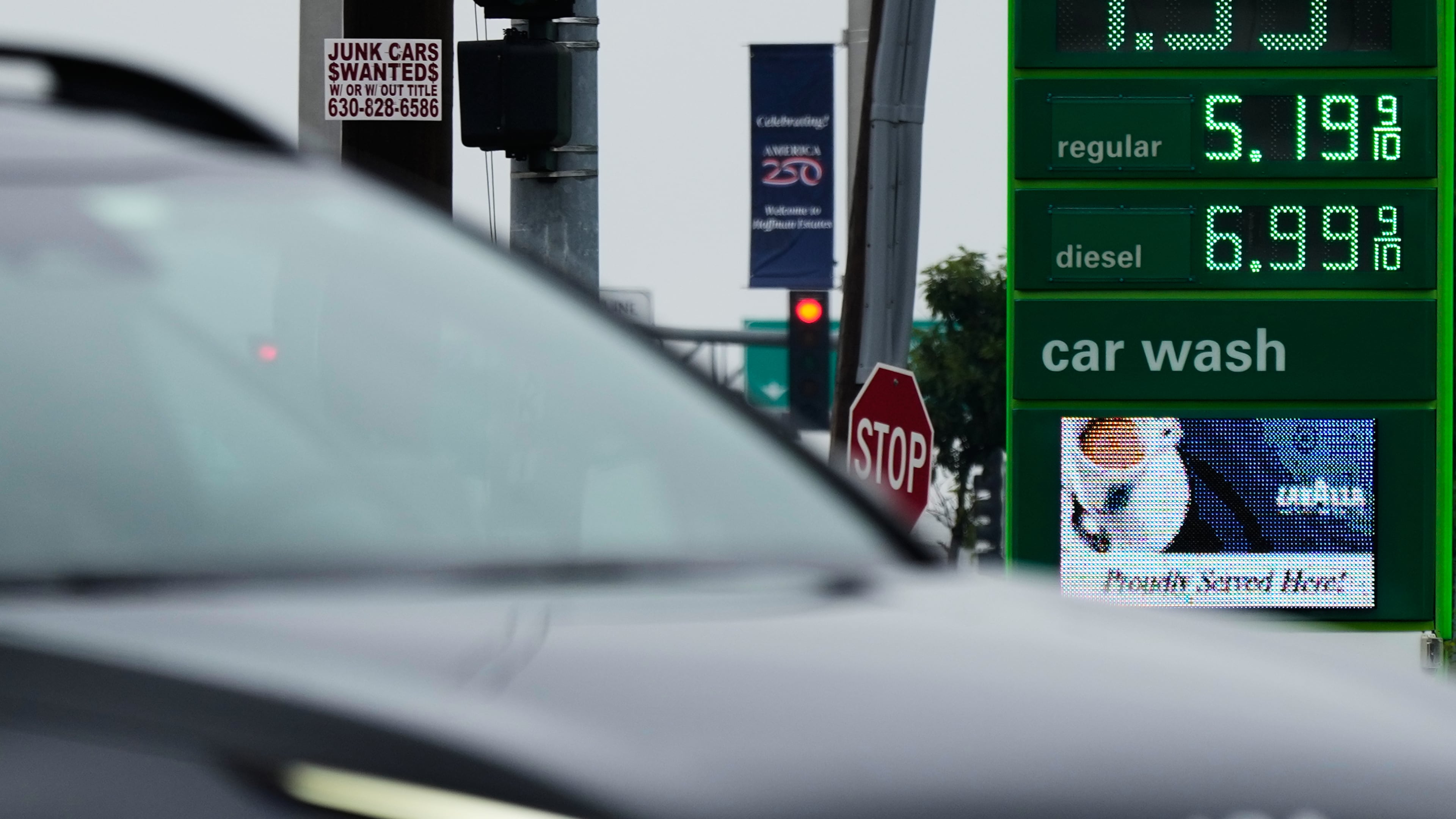 Gas prices are displayed at a gas station in Streamwood, Ill., Wednesday, Sept. 30, 2026. (AP Photo/Nam Y. Huh)