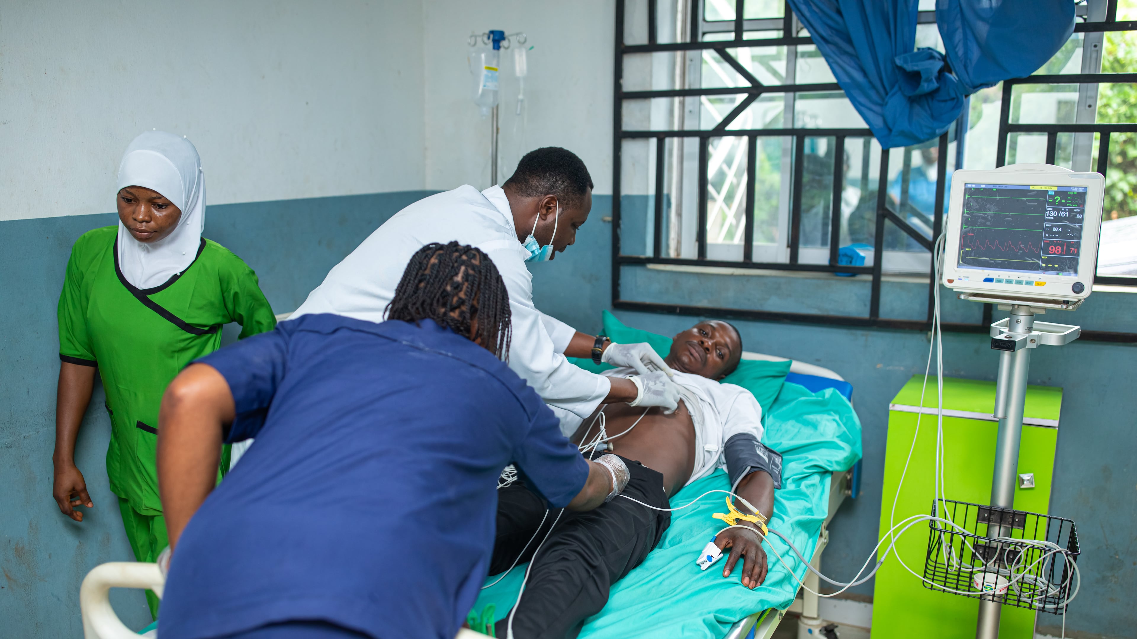 Doctors attend to a victim of a locally brewed alcoholic concoction commonly known as "Monkey Tail" at a hospital in Odigbo southern Nigeria, Thursday, Sept. 17, 2026. (AP Photo/Dapo Alley)