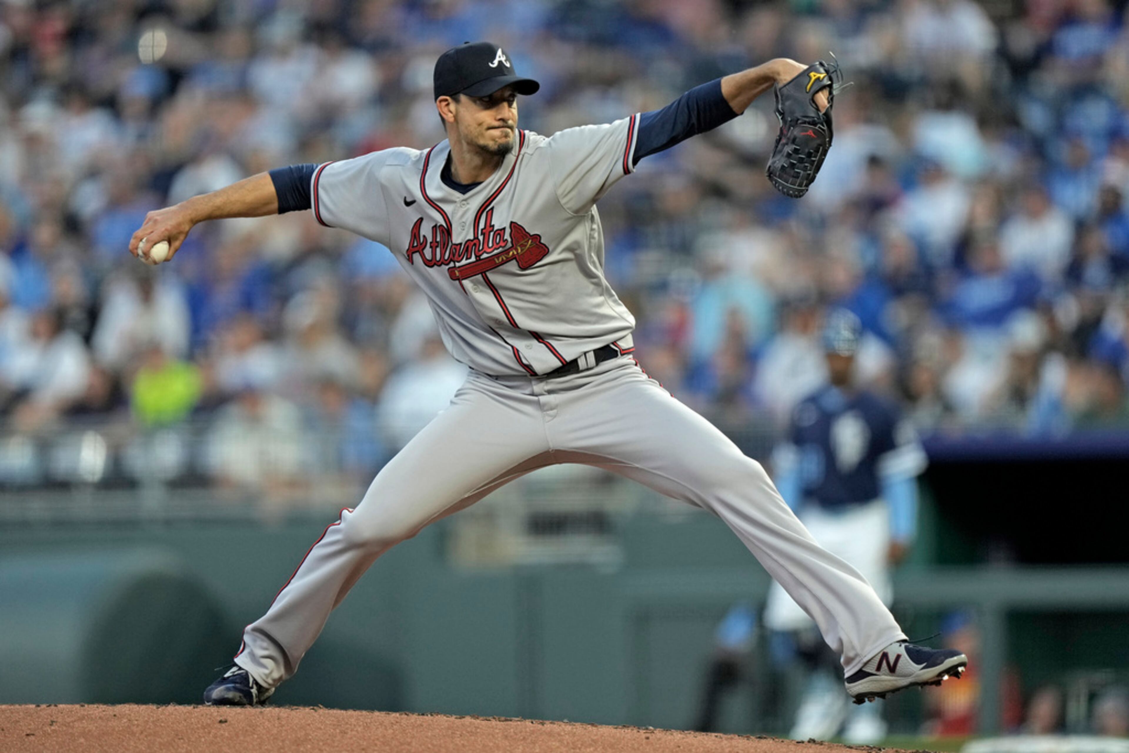 Atlanta Braves starting pitcher Charlie Morton throws during the first inning of a baseball game against the Kansas City Royals Friday, April 14, 2023, in Kansas City, Mo. (AP Photo/Charlie Riedel)