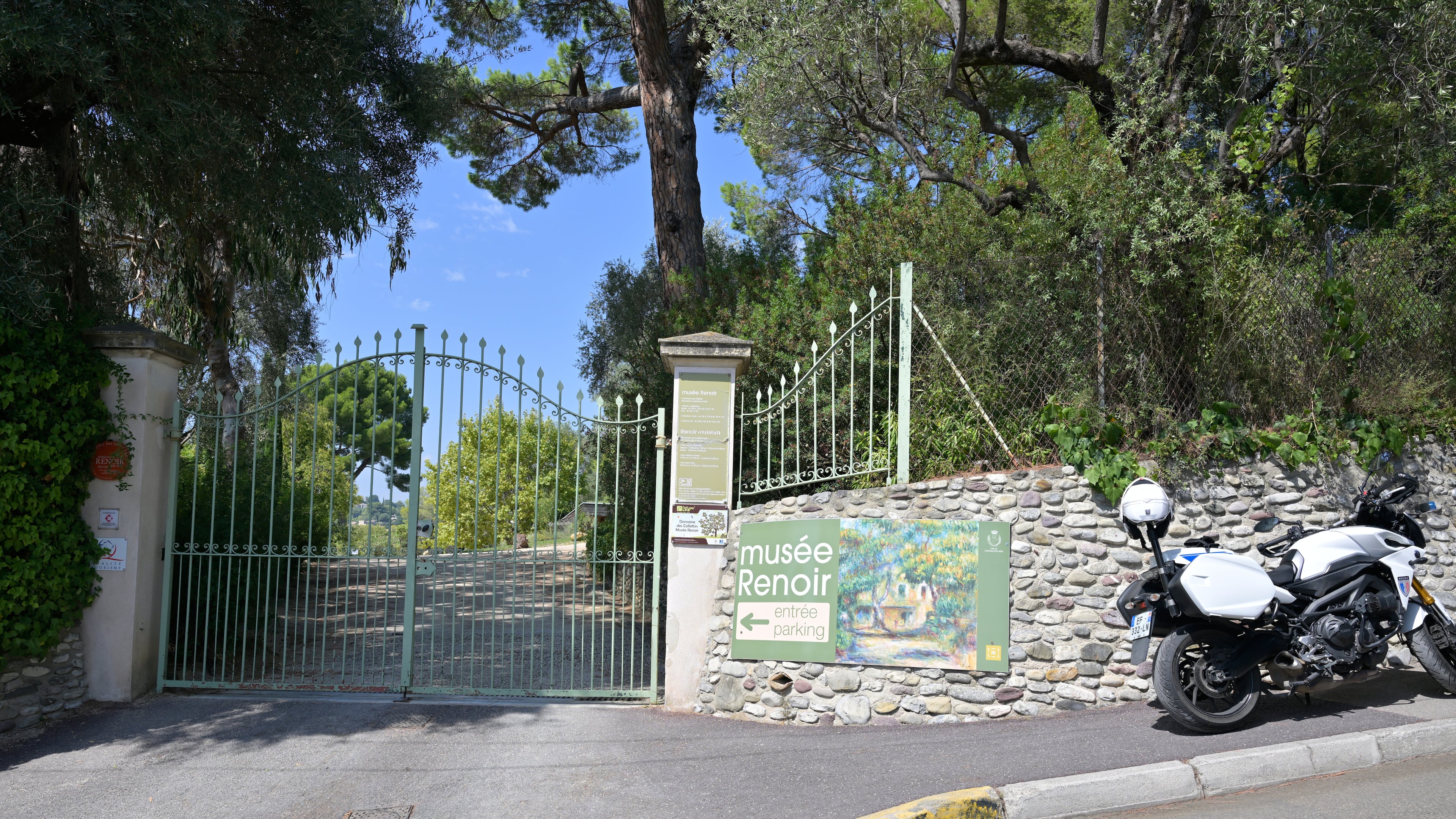 The entrance of the Renoir Museum where thieves stole four valuable Renoir paintings, in Cagnes-sur-Mer, Tuesday, Sept. 8, 2026. (AP Photo/Philippe Magoni)