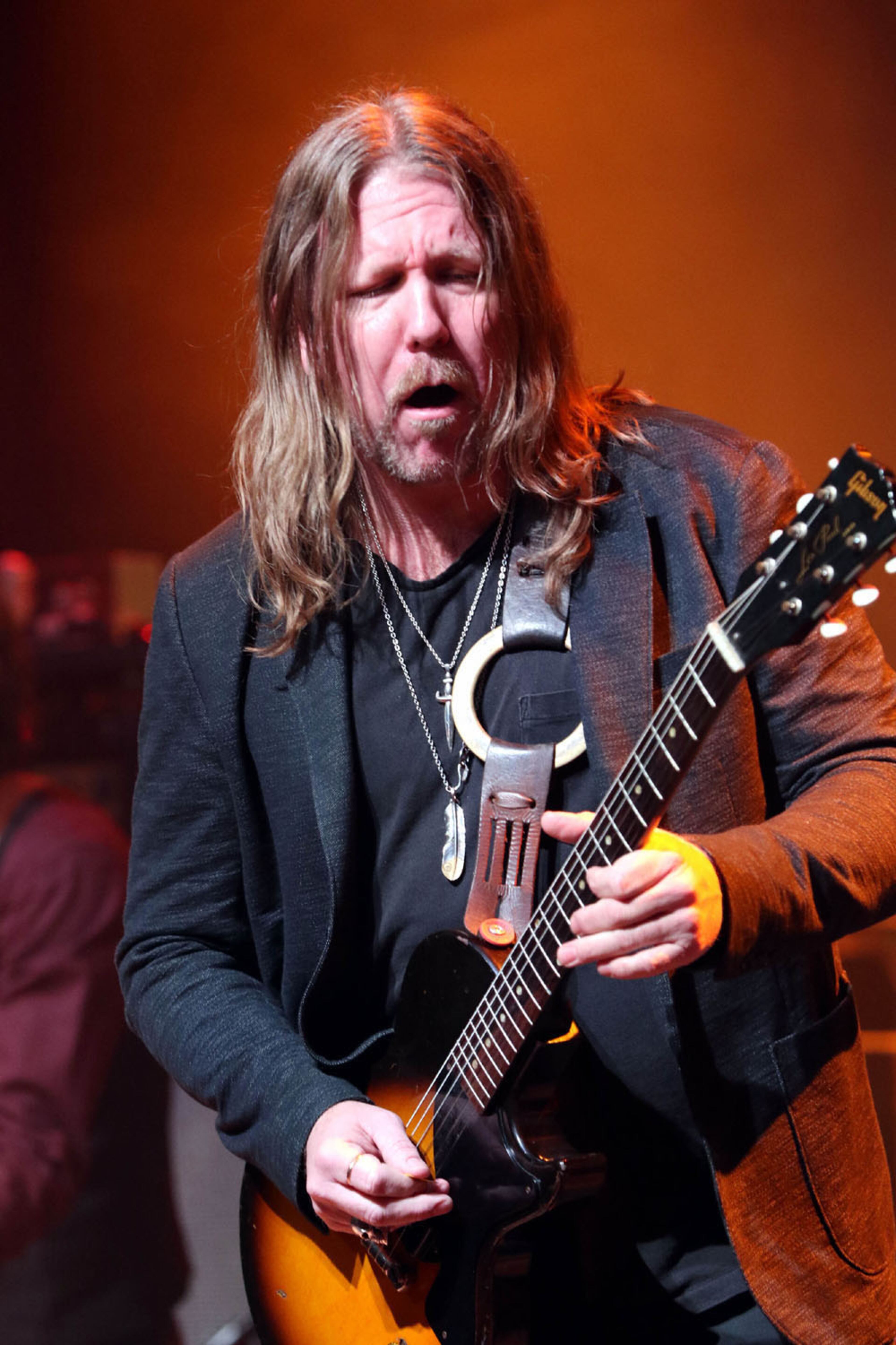 -- Devon Allman and the ABB perform "Ain't Wastin Time No More."
The Allman Betts Band played to a near sellout crowd on Monday, December 30, 2019 at the Buckhead Theatre.
Robb Cohen Photography & Video /RobbsPhotos.com