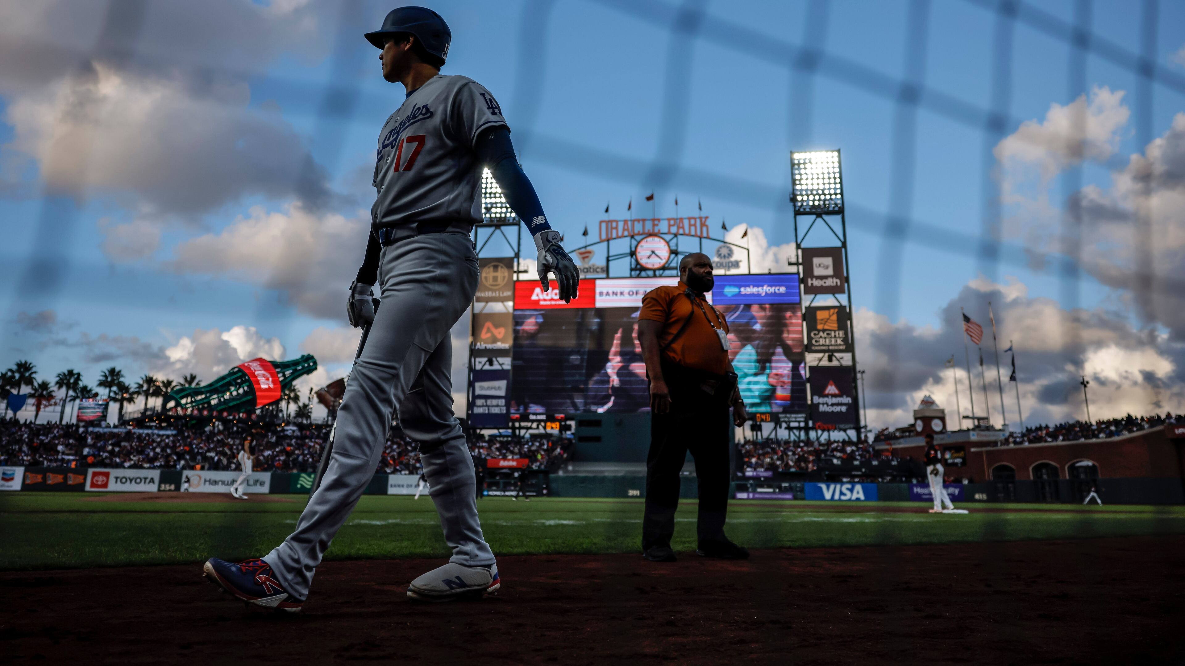 Shohei Ohtani (17) walks to the on deck circle in the third inning as the San Francisco Giants played the Los Angeles Dodgers in San Francisco, on Tuesday, April 21, 2026. (Carlos Avila Gonzalez/San Francisco Chronicle via AP)
