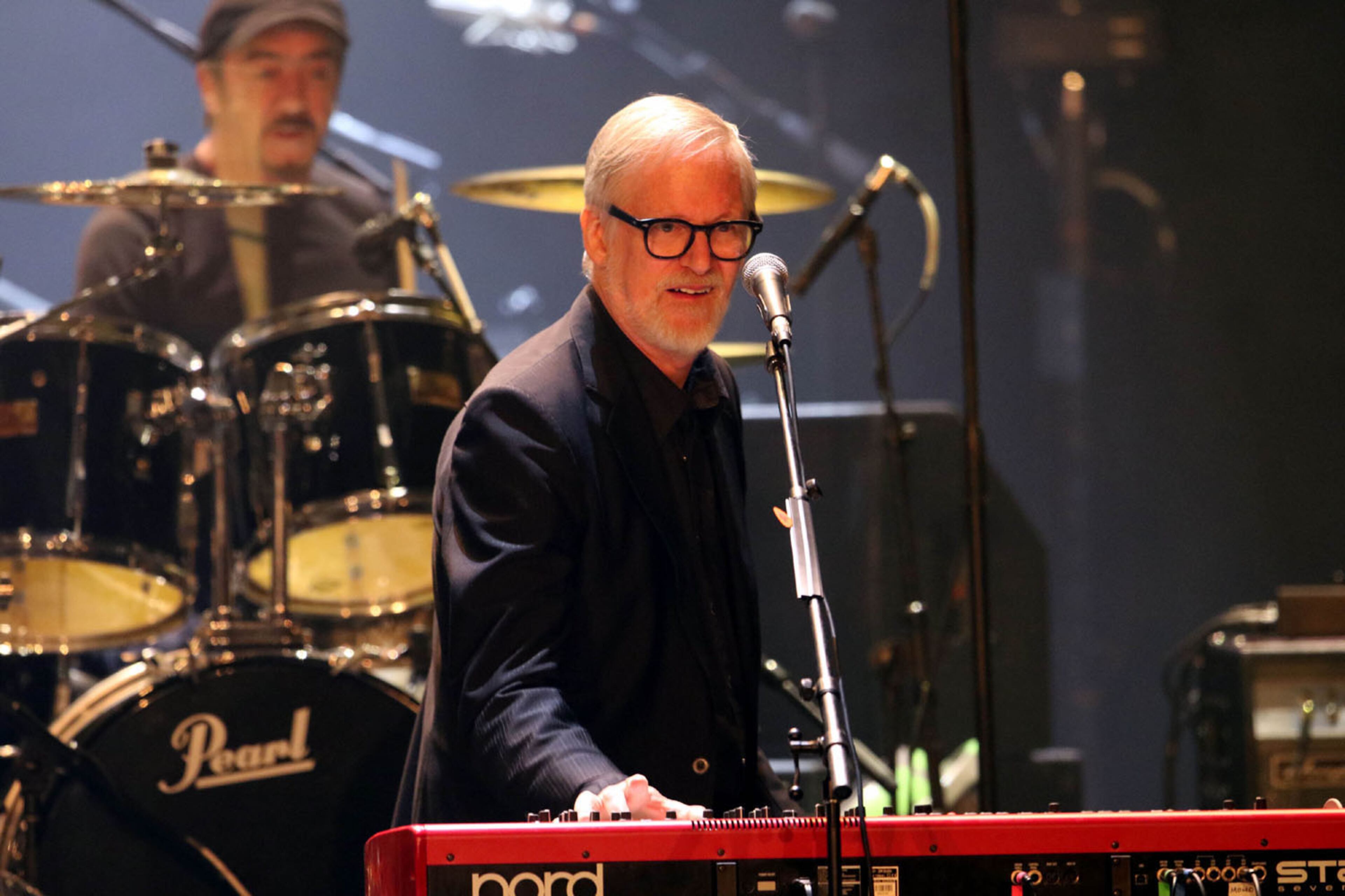 Tom Gray of The Brains jams with R.E.M. at the Fox Theatre Institute held a benefit concert on Friday, September 13, 2019. Special guests included an R.E.M. reunion (sans Michael Stipe), Tom Gray, Rick Richards, Vanessa Briscoe Hay, Michelle Malone, and Dodd & the Councilmen, featuring Bill Berry of R.E.M.
Robb Cohen Photography & Video /RobbsPhotos.com