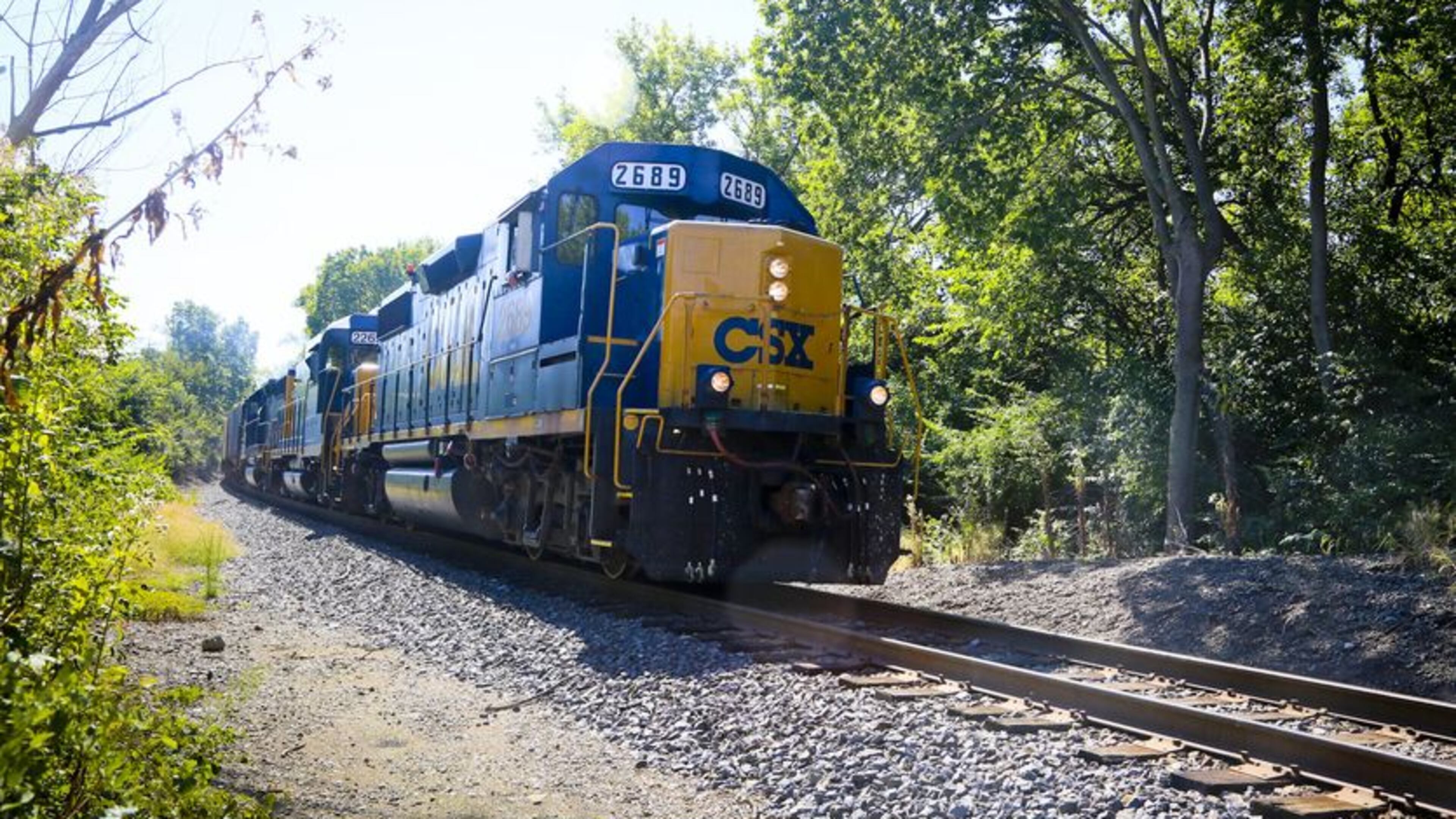 A pedestrian overpass over the CSX railroad track will be among the downtown improvements coming to Acworth by fall 2018. AJC file photo