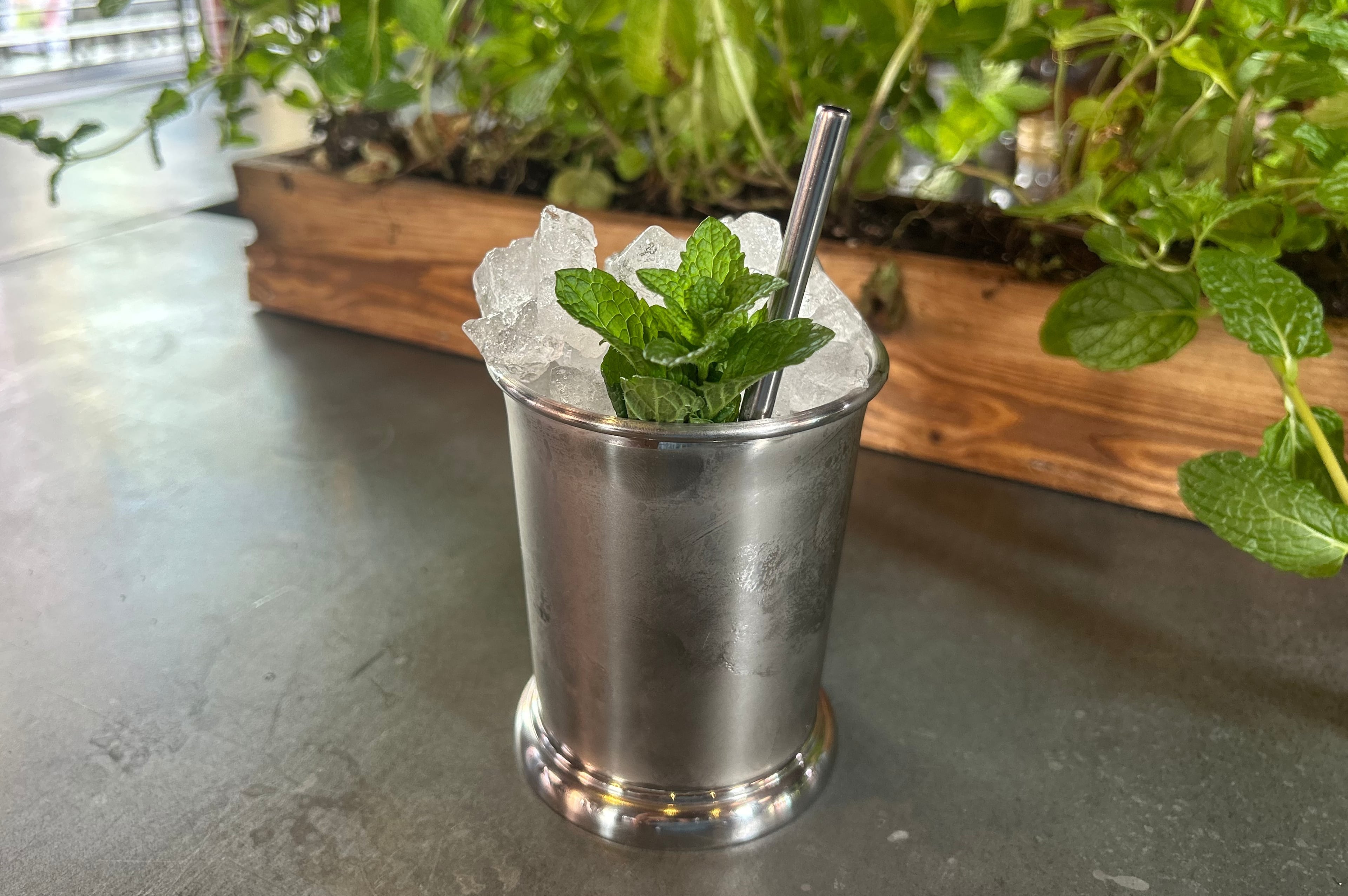 Food-Mint Julep-Cocktails
