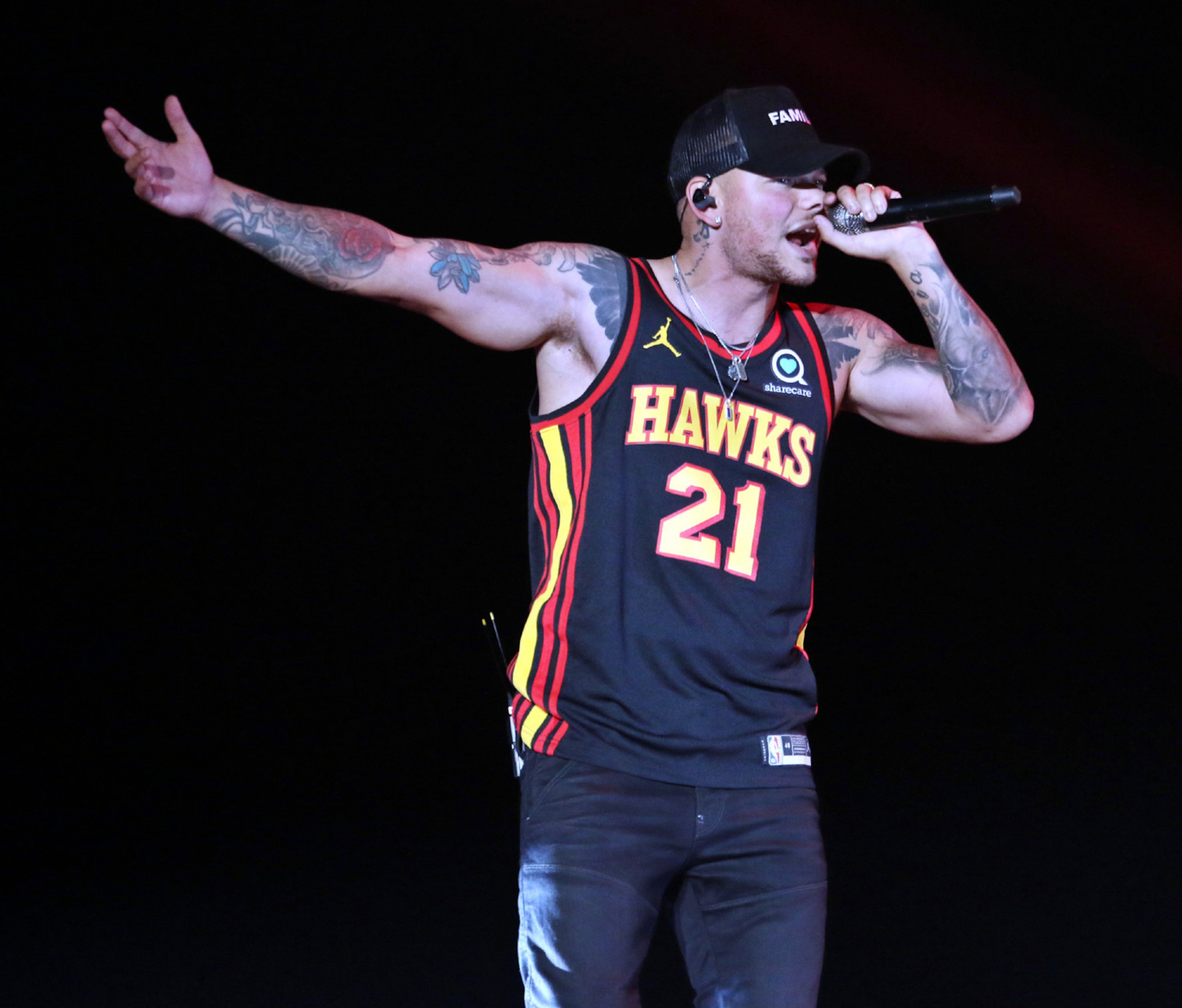 Country star Kane Brown brought his Blessed & Free tour to a nearly sold-out State Farm Arena in Atlanta on Sunday, Oct. 24, 2021. Jordan Davis and Restless Road opened the show. /
Robb Cohen for the Atlanta Journal-Constitution