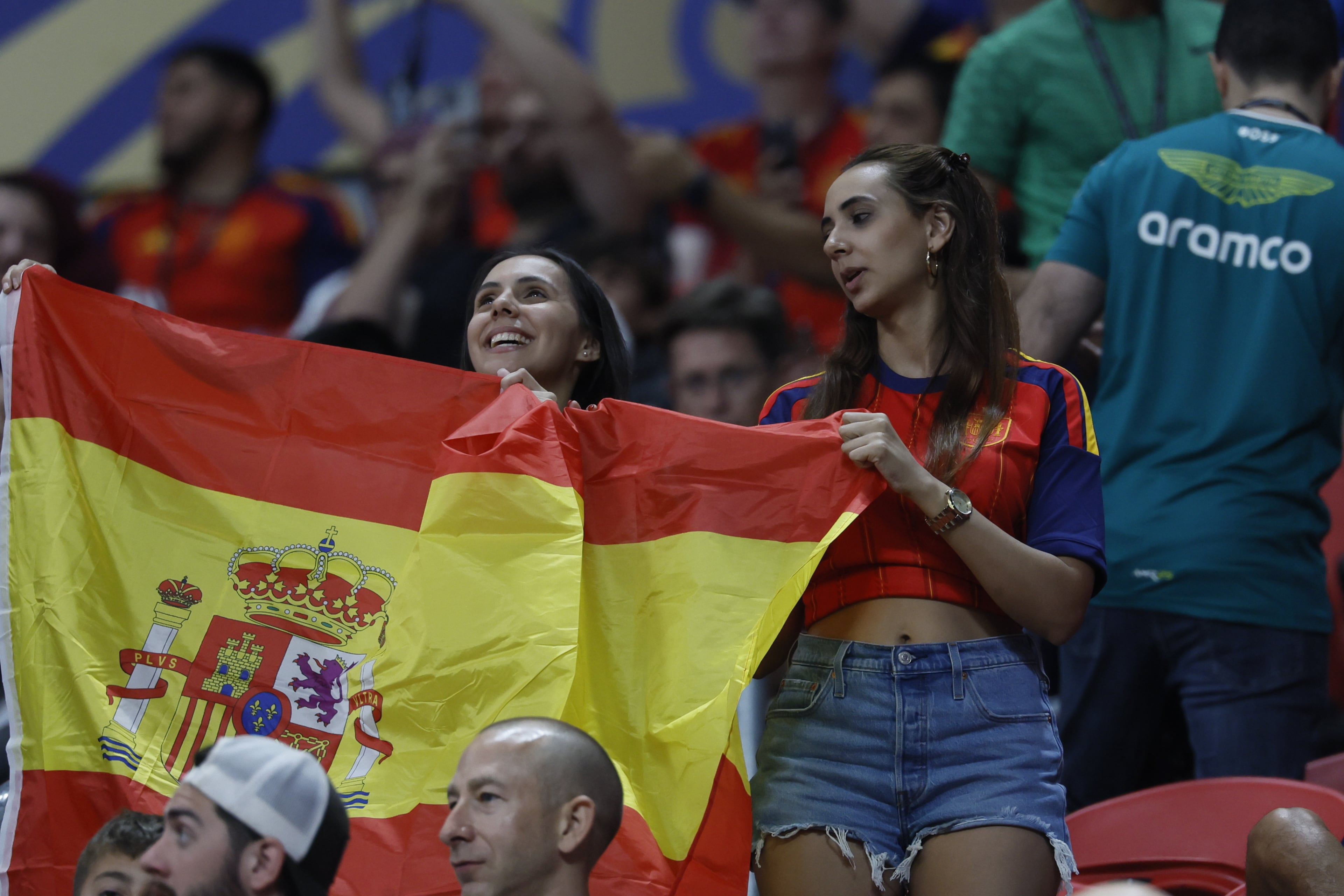 Fans of Spain get ready for the Spain vs. Saudi Arabia FIFA World Cup match Sunday, June 21, 2026, at Atlanta Stadium. (Miguel Martinez/AJC)