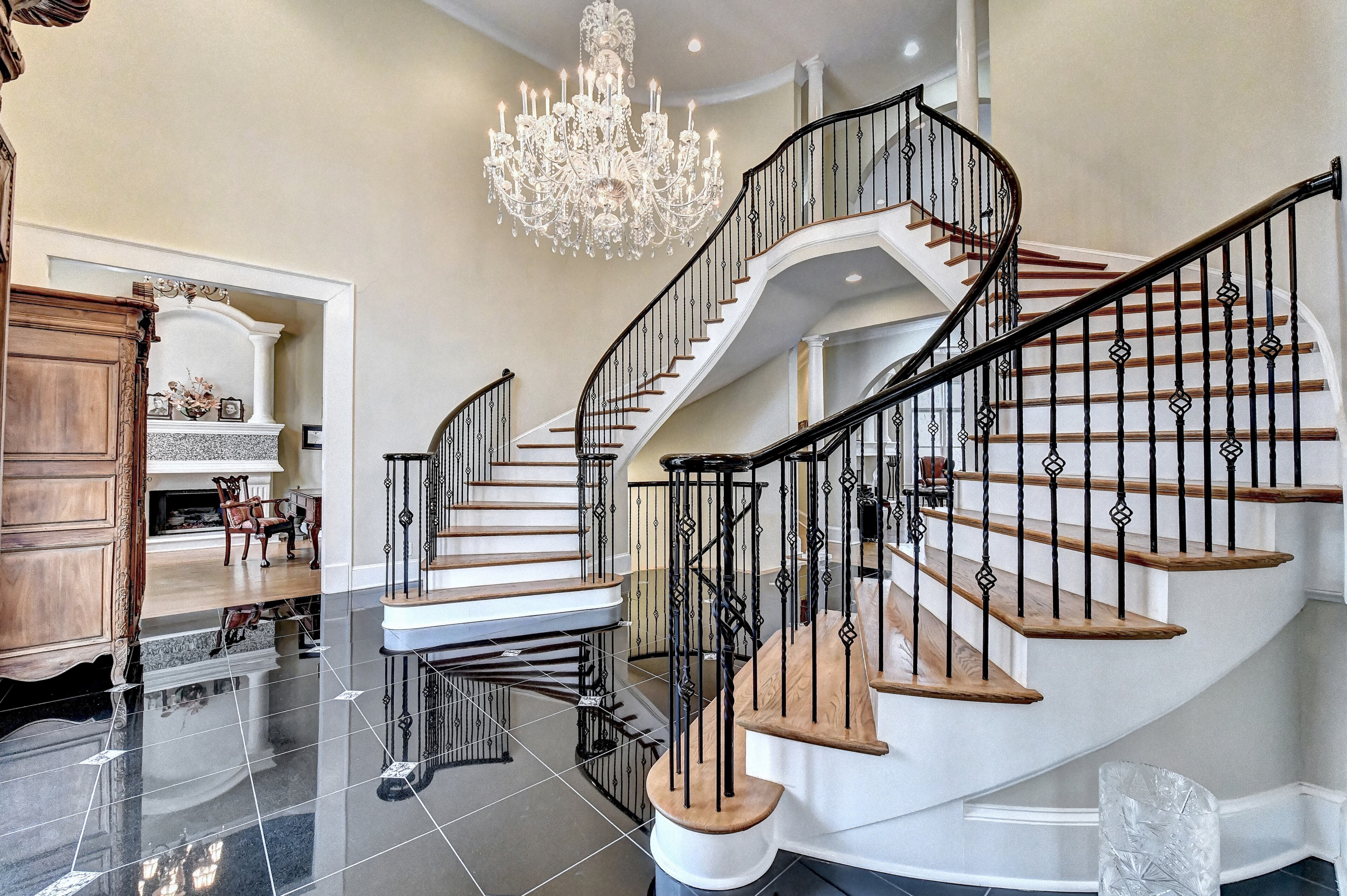 860 Summit Overlook Drive is priced at $1,850,000.