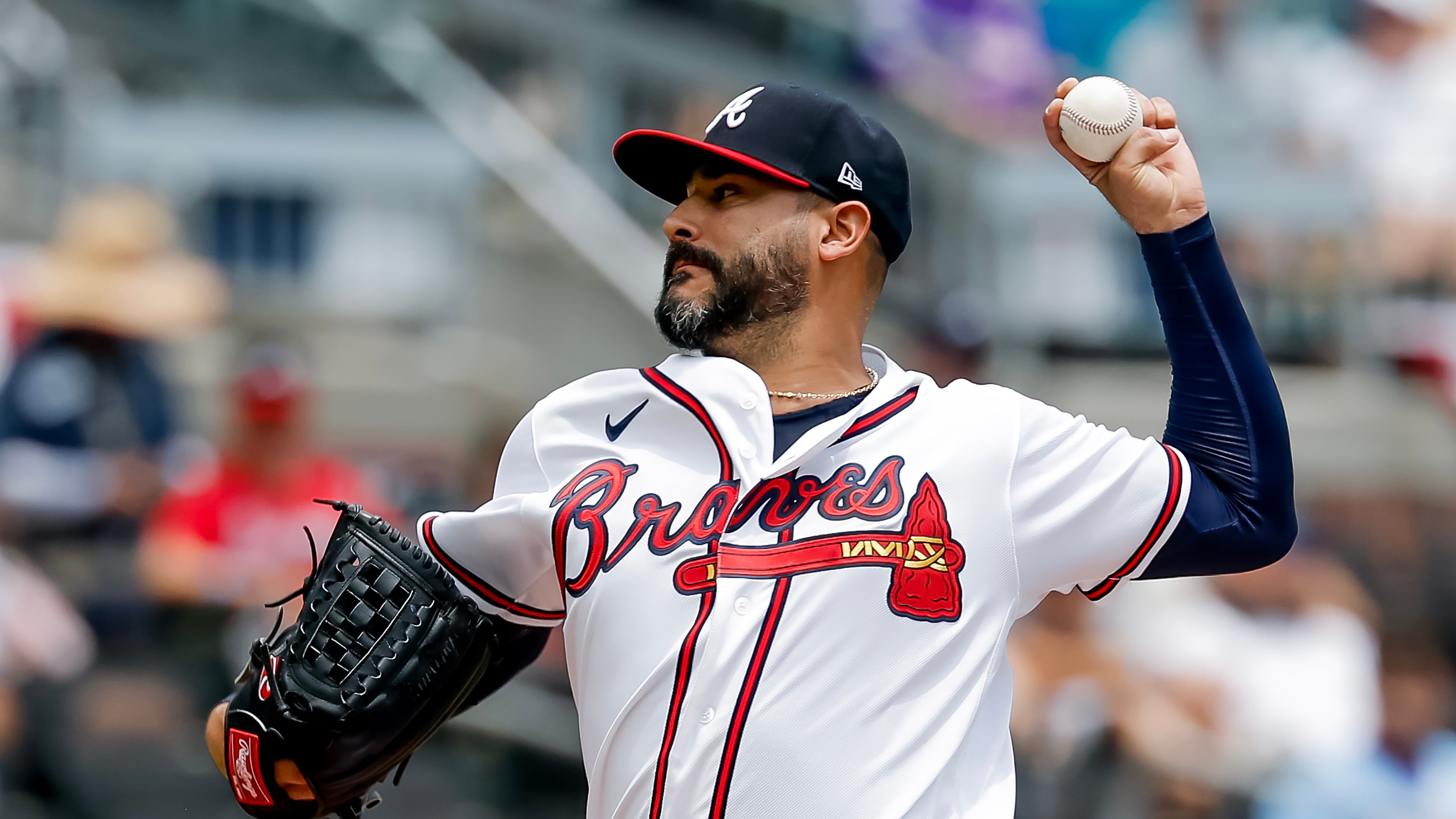 Atlanta Braves pitcher Martín Pérez delivers to a New York Mets batter during the first inning of a baseball game, Sunday, July 5, 2026, in Atlanta. (AP Photo/Erik S. Lesser)