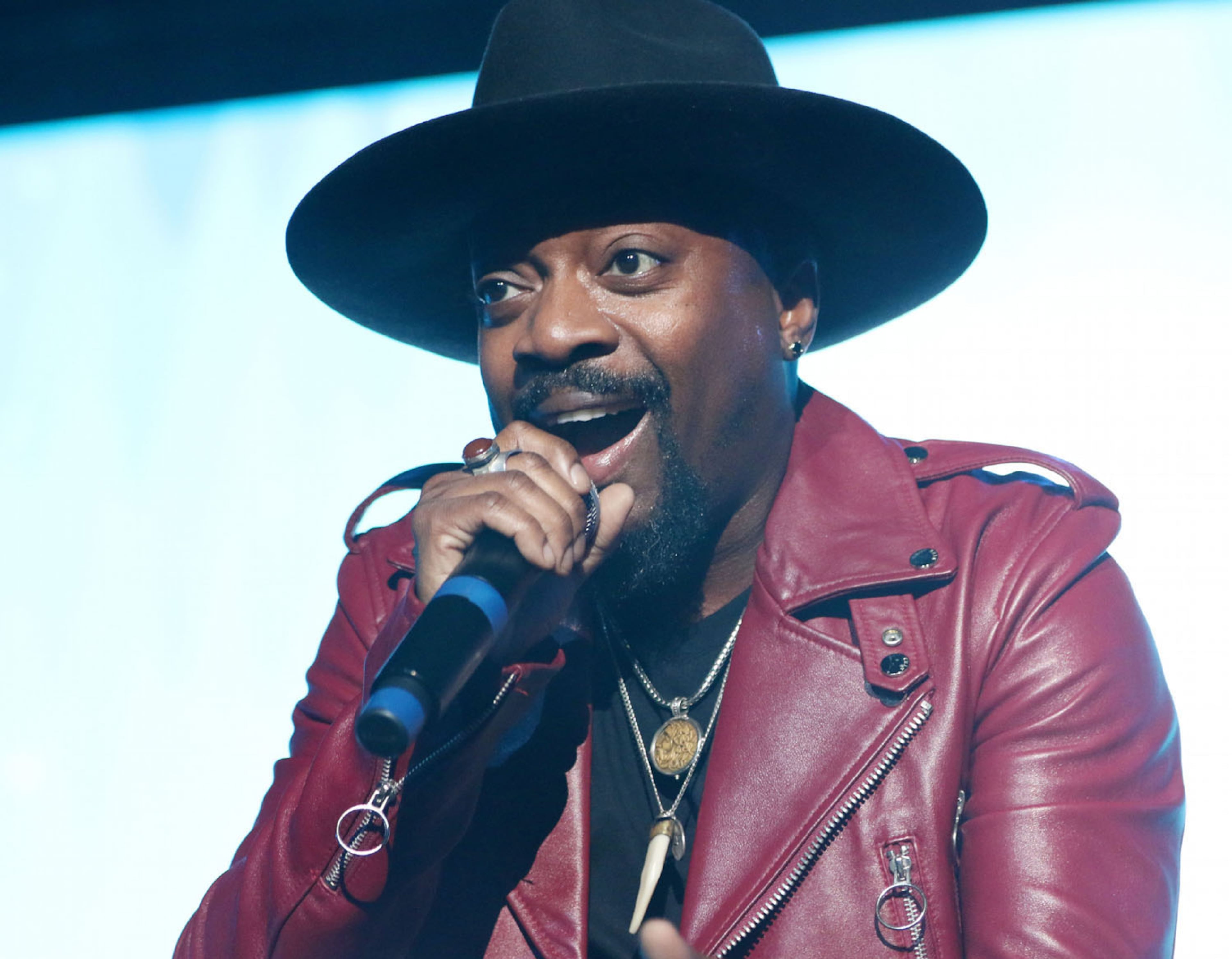 -- Anthony Hamilton.
The So So Def 25th Anniversary Cultural Curren$y Tour entertained a packed State Farm Arena on Sunday, October 21, 2018.
Robb Cohen Photography & Video/ RobbsPhotos.com