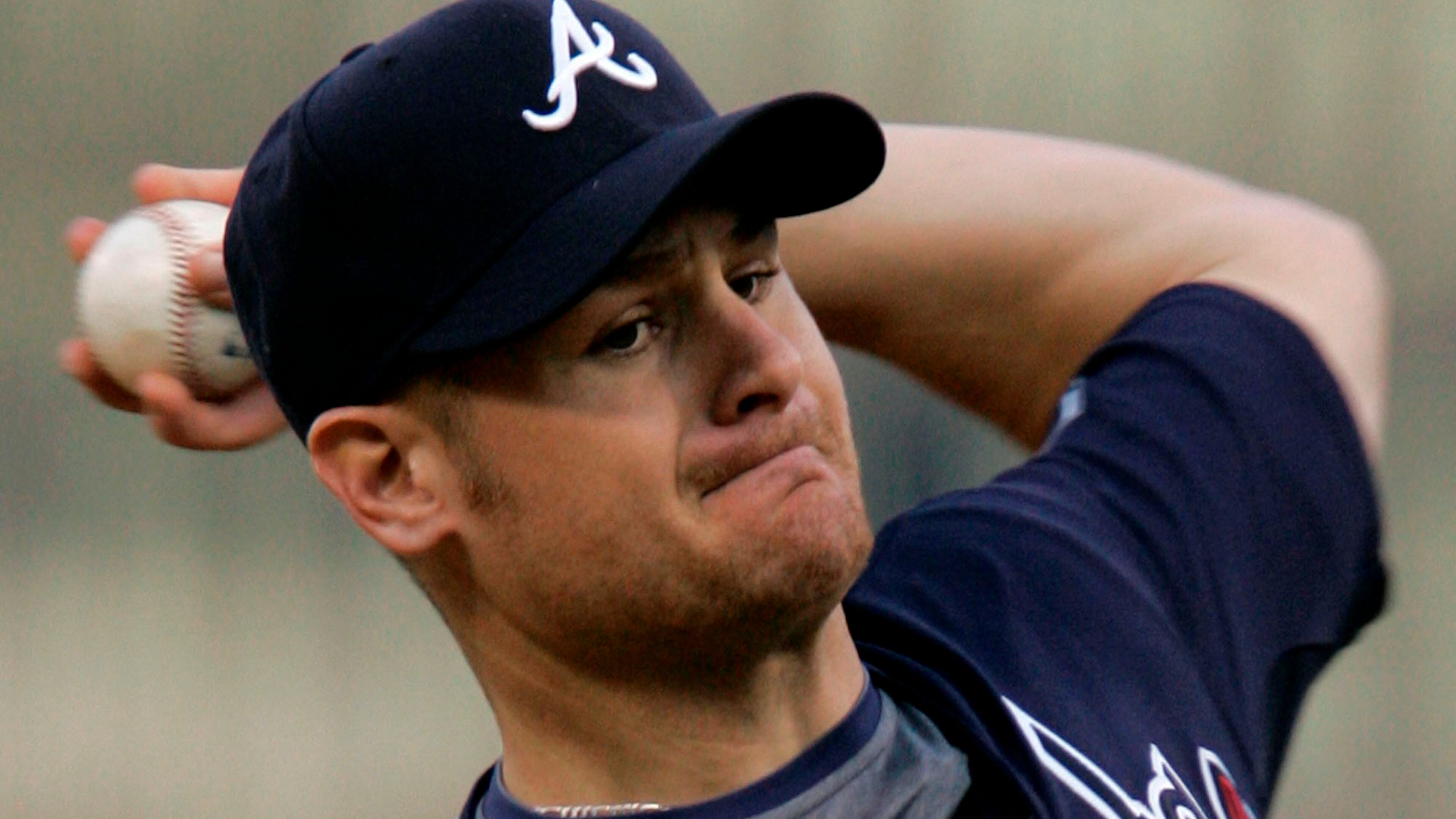 Atlanta Braves pitcher Chuck James throws against the Pittsburgh Pirates in a baseball game in Pittsburgh, Saturday, May 10, 2008. (AP Photo/Gene J. Puskar)