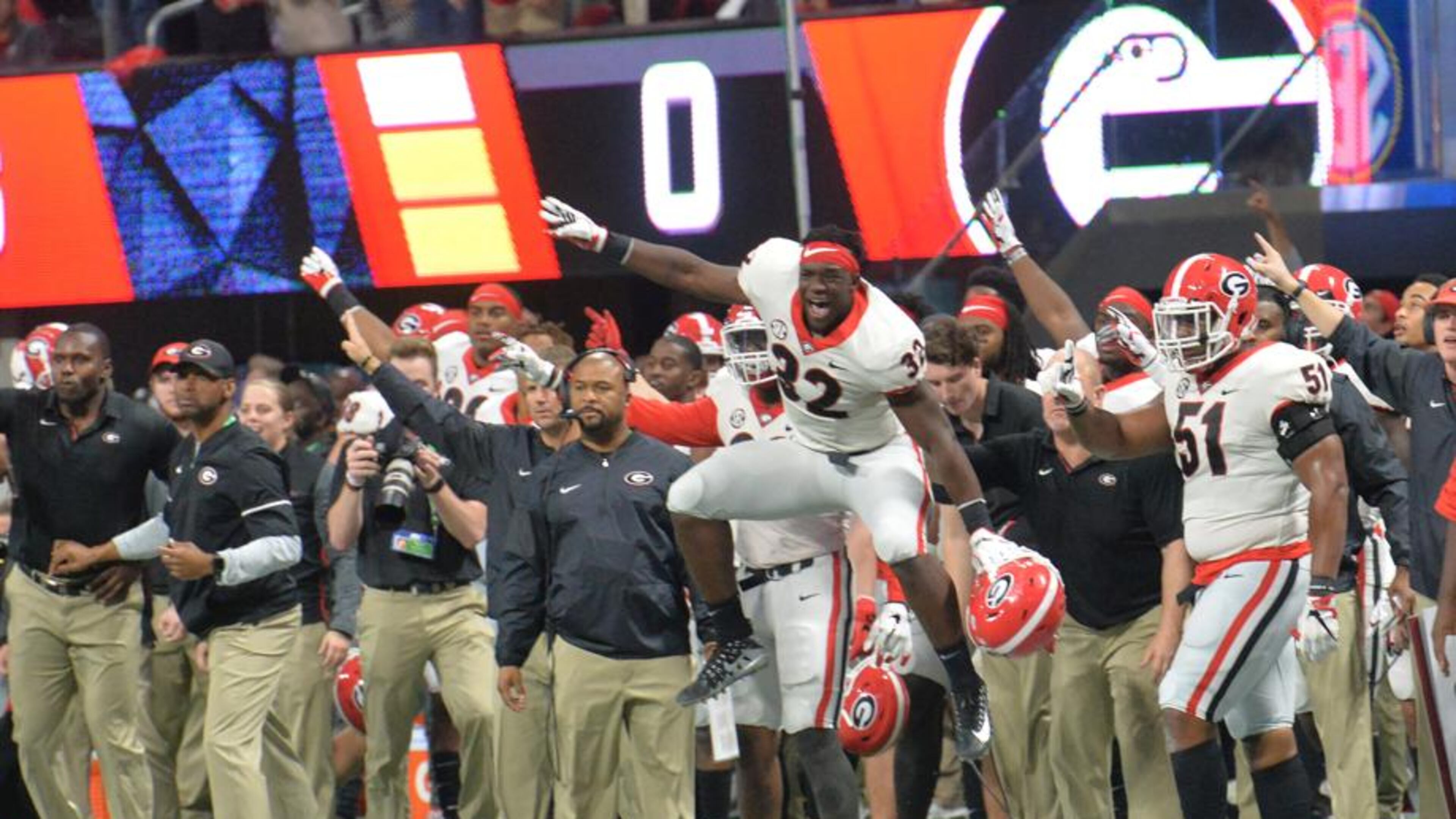 December 2, 2017 Atlanta: Georgia Bulldogs linebacker Monty Rice (32) reacts on the sidelines during the first half of the SEC Football Championship at Mercedes-Benz Stadium, December 2, 2017, in Atlanta. Hyosub Shin / hshin@ajc.com