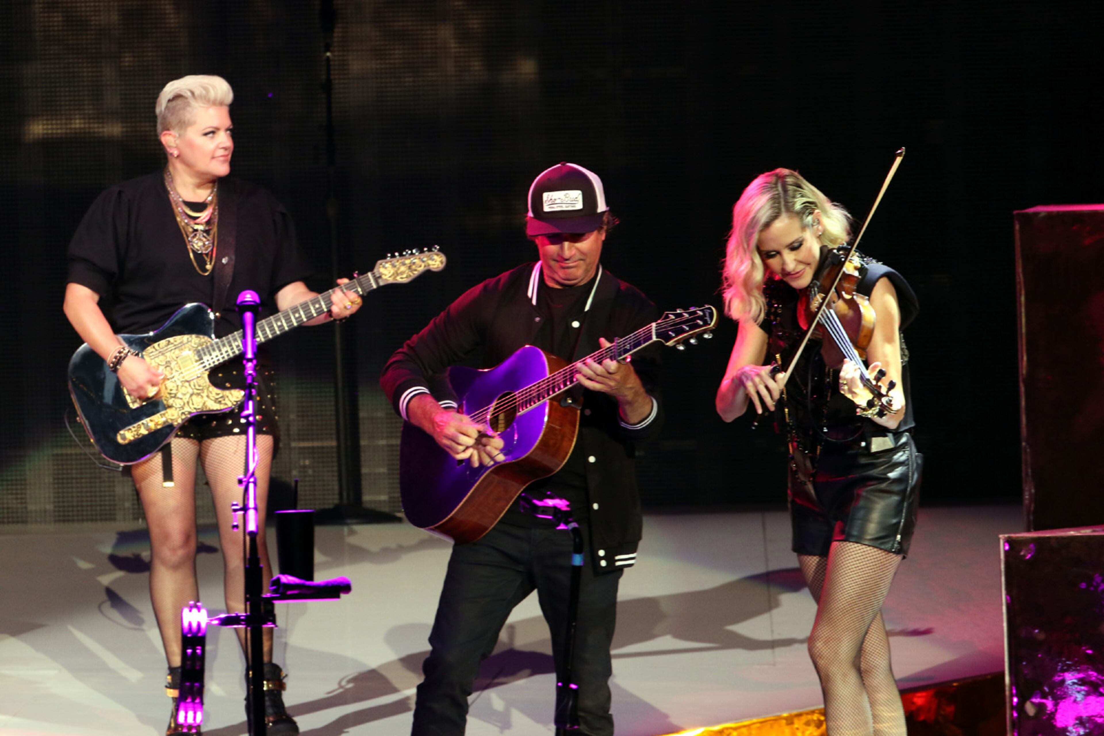 The Chicks perform "Gaslighter" for a sellout crowd Saturday night, July 16, 2022, at Ameris Bank Amphitheatre in Alpharetta. (Photo: Robb Cohen for The Atlanta Journal-Constitution)