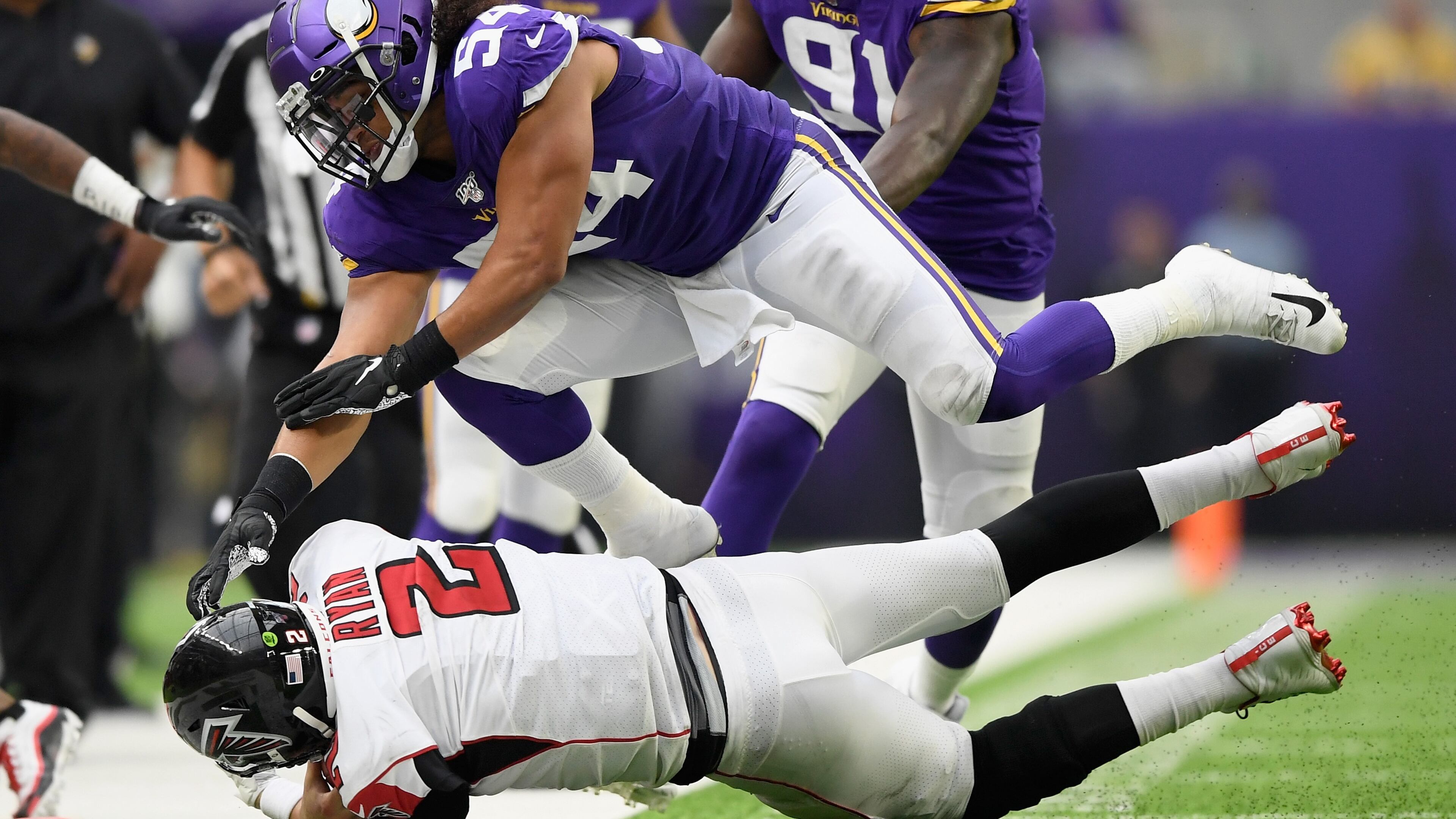 Kendricks of the Minnesota Vikings pushes quarterback Matt Ryan of the Atlanta Falcons out of bounds (Photo by Hannah Foslien/Getty Images)