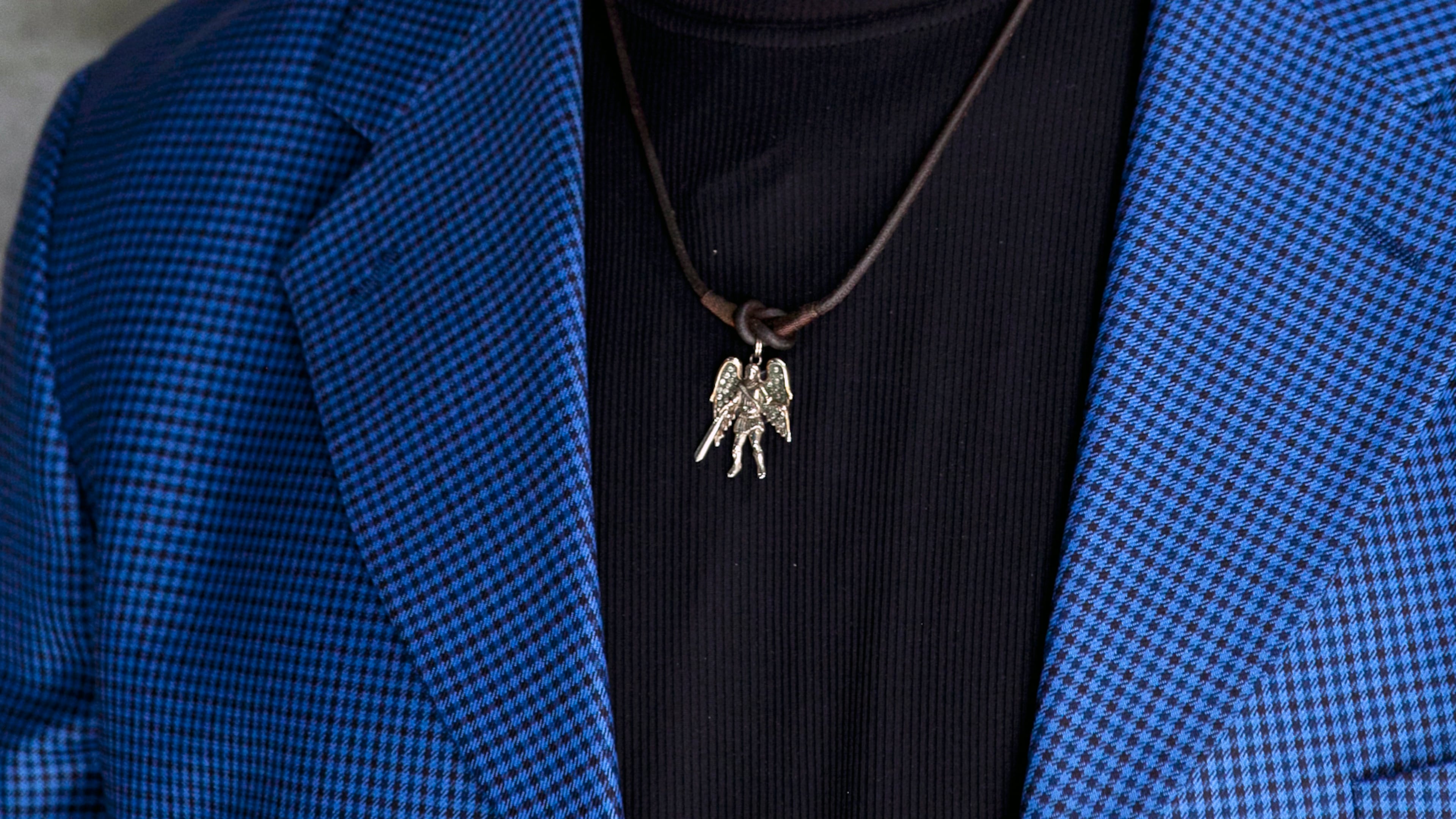 Herschel Walker, as seen on Food Network’s Rachael Vs. Guy: Celebrity Cook-‐off, Season 3.