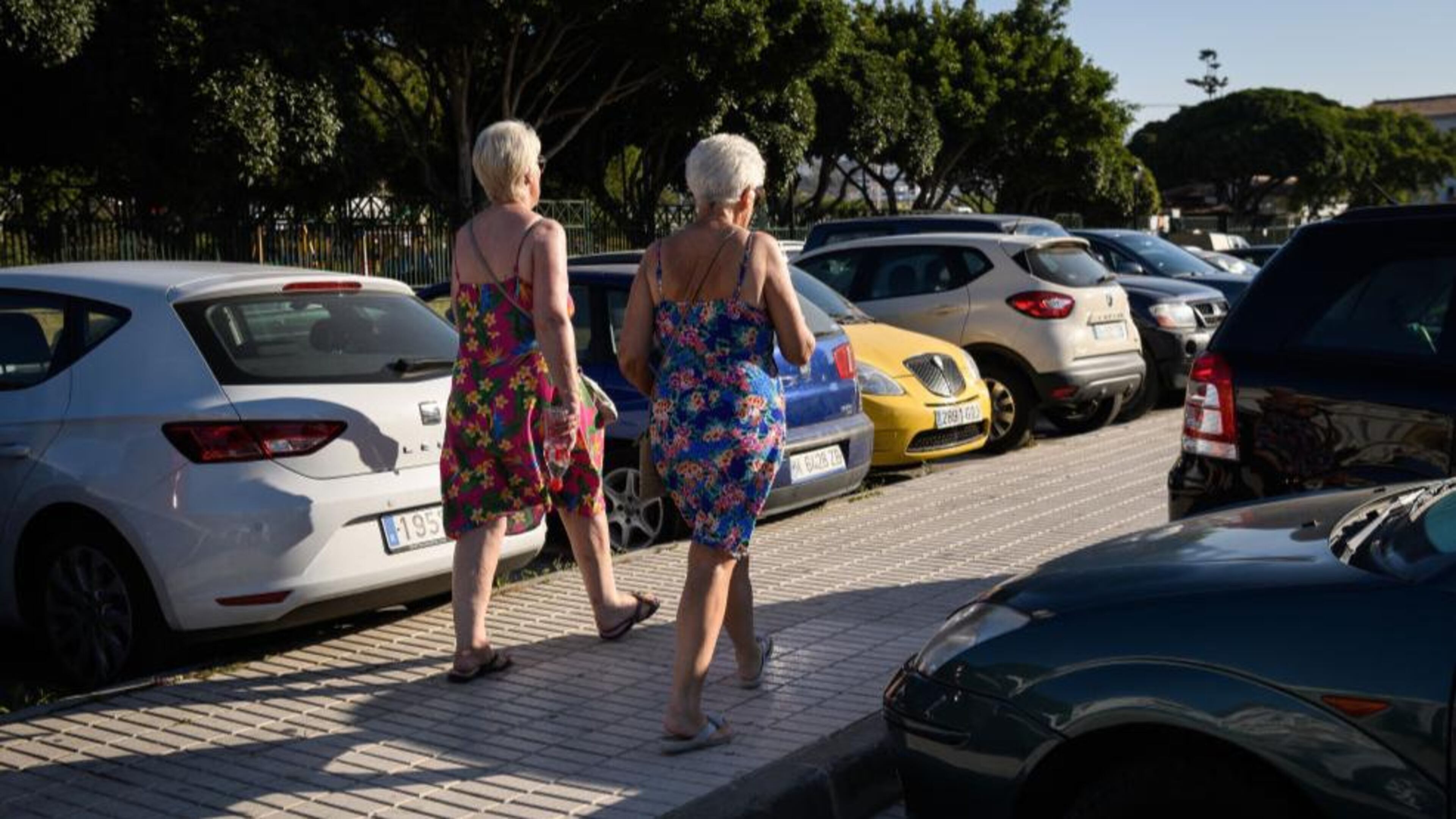 MIJAS, SPAIN - JULY 24: Two pensioners walk towards the beach on July 24, 2017 in Mijas, Spain. With Brexit discussions yet to provide answers to a number of questions relating to those who choose to live abroad while retaining a British passport, the mood among expats remains uncertain as to what the future holds. (Photo by Leon Neal/Getty Images)