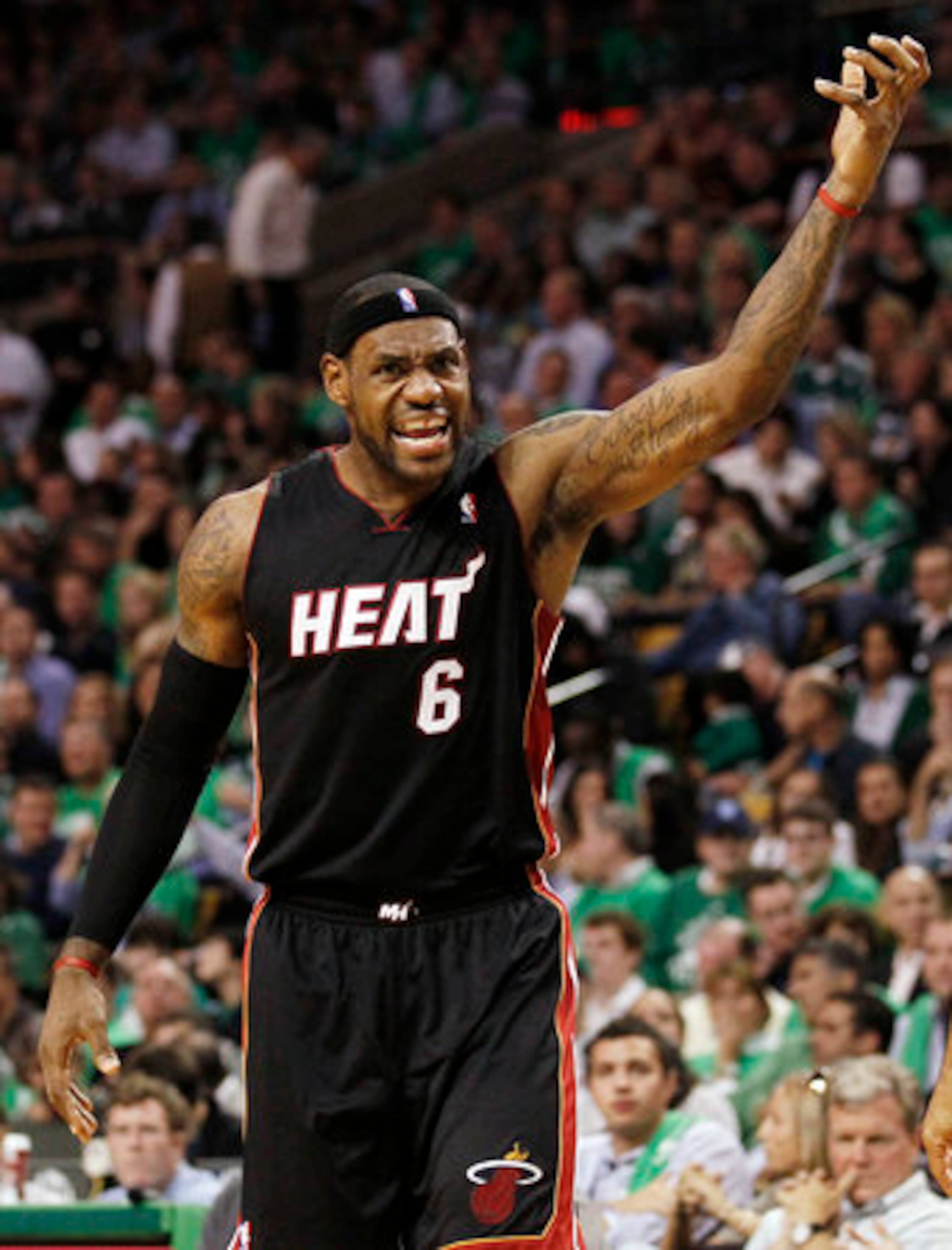 LeBron James made his regular-season debut with the Miami Heat on Tuesday, facing the defending Eastern Conference champion Boston Celtics on their home court. The game did not go as he expected, with the Heat losing 88-80.