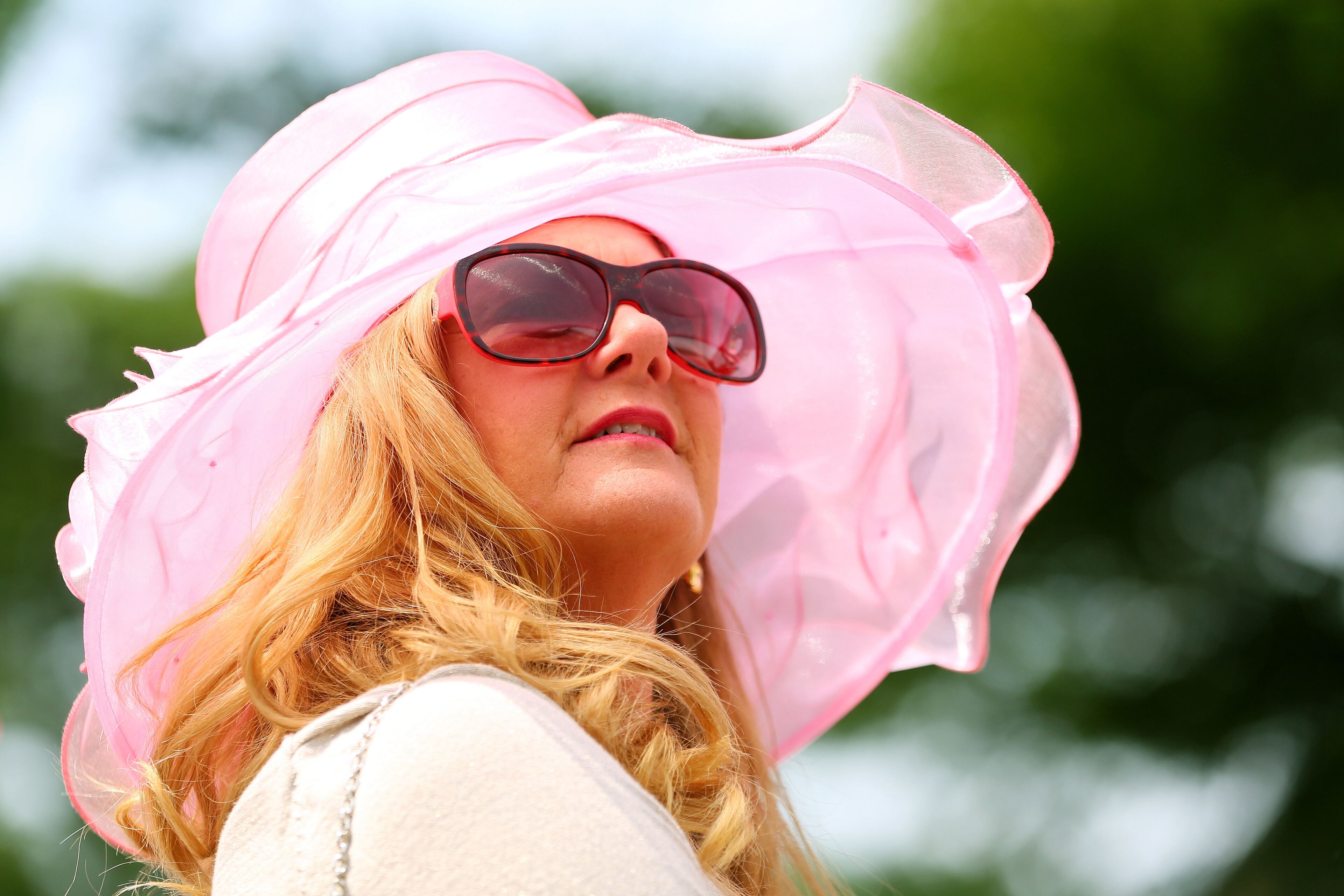 ELMONT, NY - JUNE 11: A woman wears a decorative hat prior to the The 148th running of the Belmont Stakes at Belmont Park on June 11, 2016 in Elmont, New York. (Photo by Mike Stobe/Getty Images)