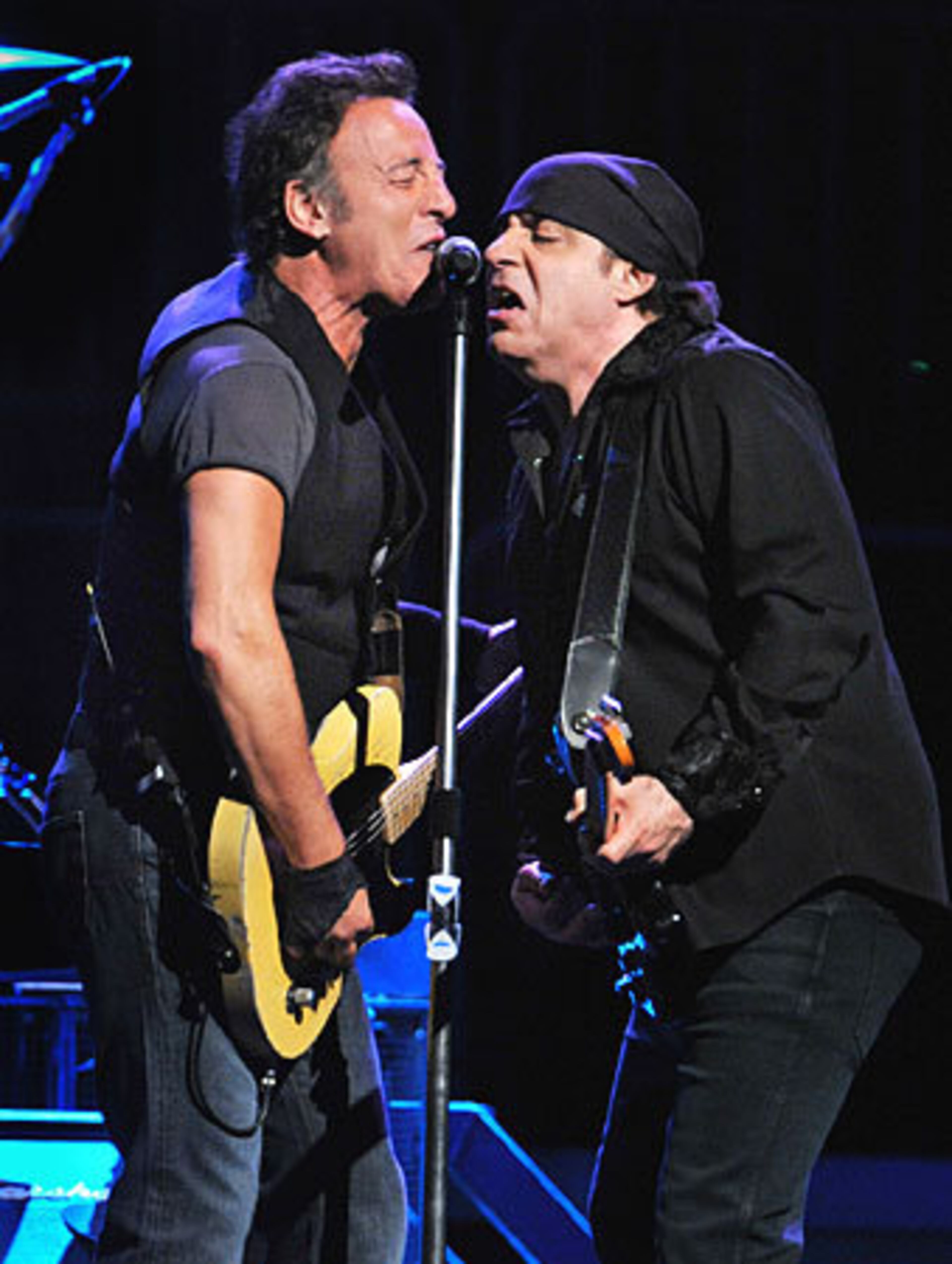 Bruce Springsteen shares the microphone with longtime band member Steven Van Zandt on 'Badlands.'
