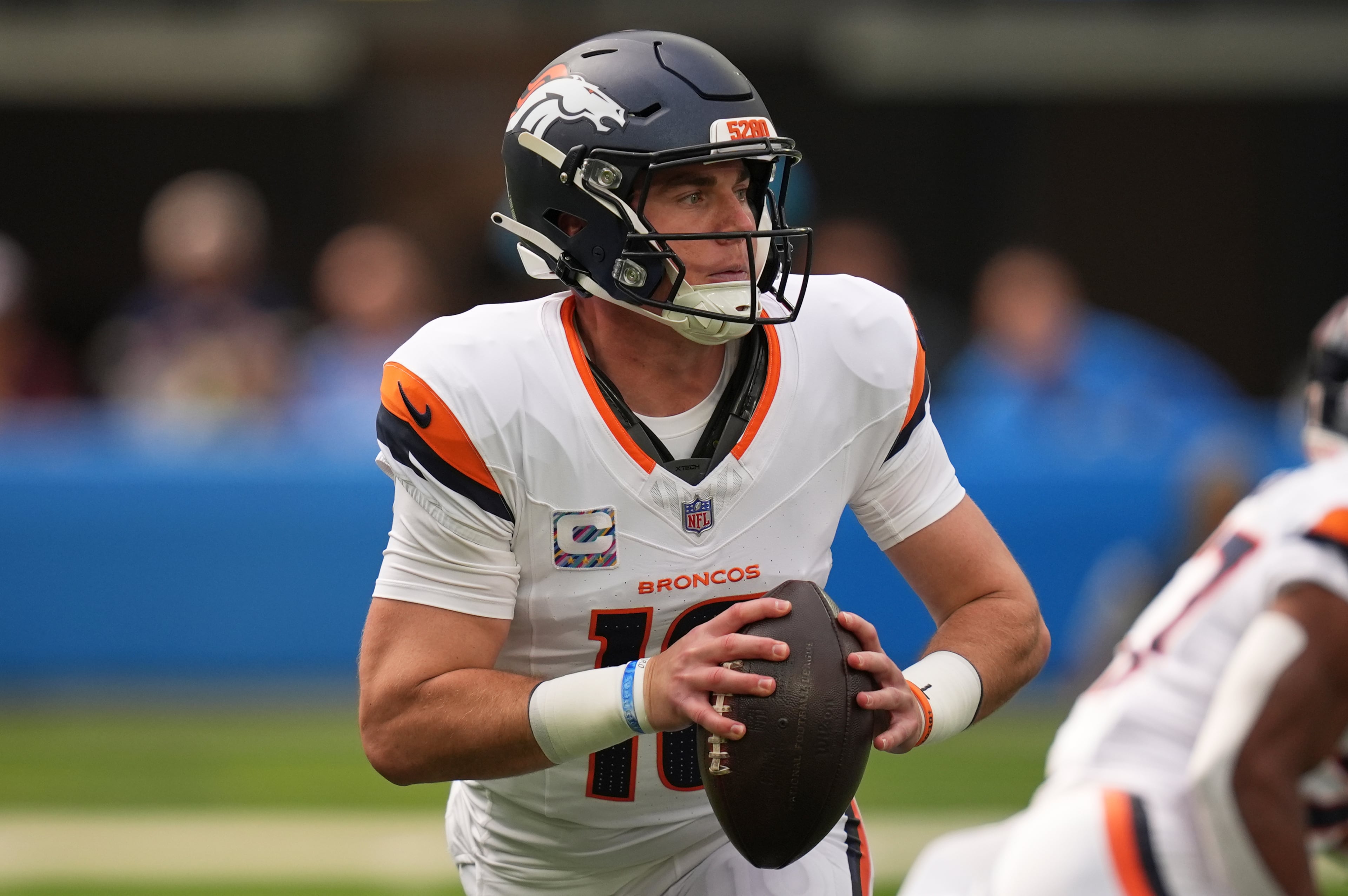 Broncos Chargers Football