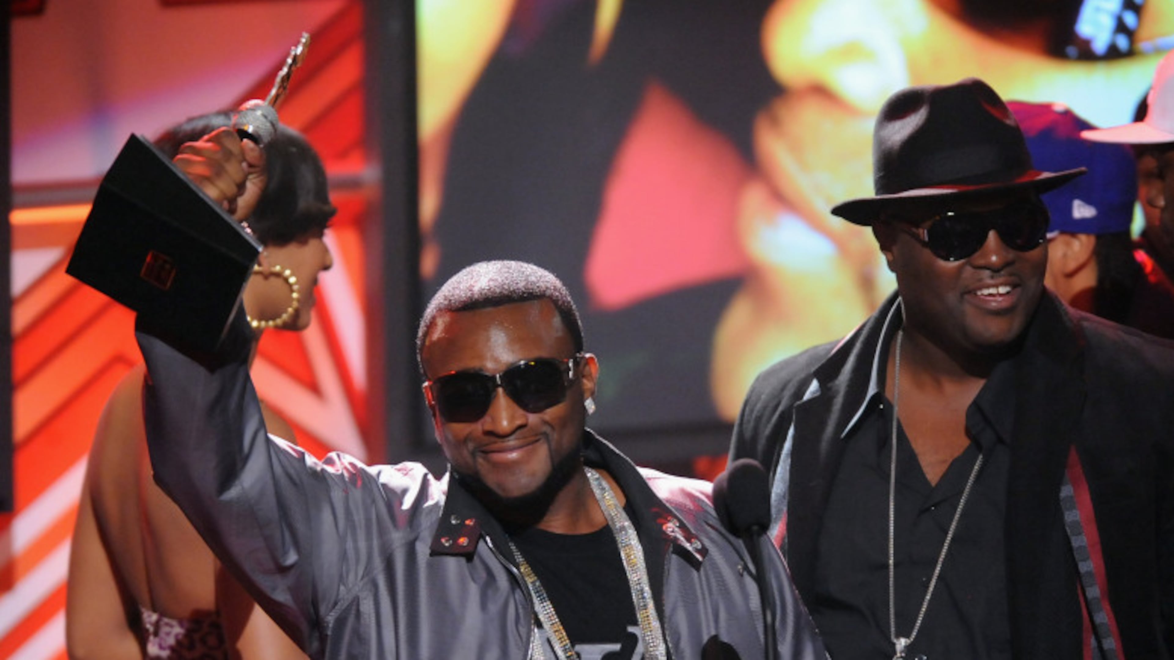 ATLANTA - OCTOBER 18: Recording artist Shawty Lo accepts an award during the 2008 BET Hip-Hop Awards at The Boisfeuillet Jones Atlanta Civic Center on October 18, 2008 in Atlanta, Georgia. (Photo by Rick Diamond/Getty Images for BET)