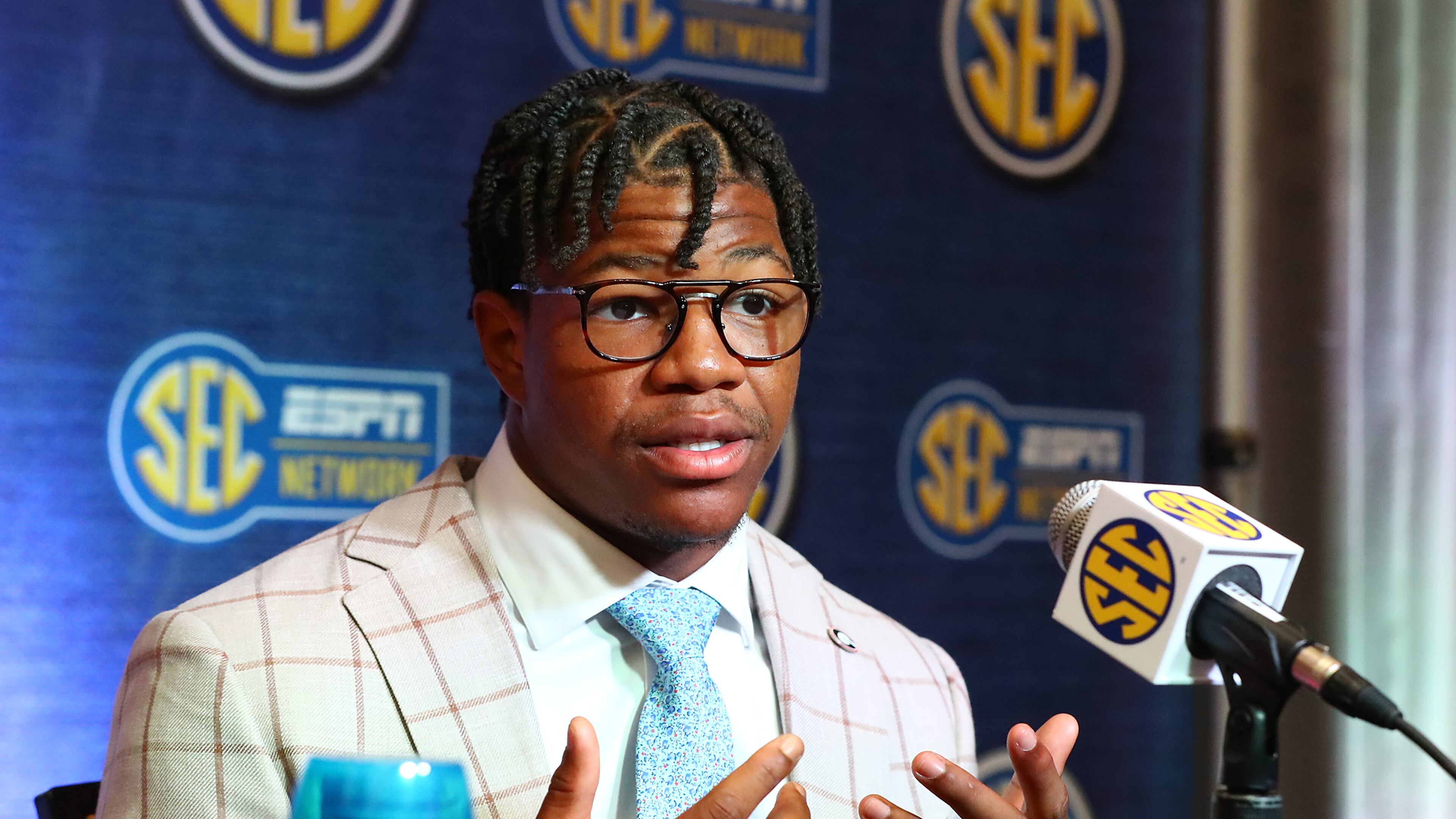 072022 Atlanta: Georgia linebacker Nolan Smith takes questions while holding his press conference at SEC Media Days in the College Football Hall of Fame on Wednesday, July 20, 2022, in Atlanta. “Curtis Compton / Curtis Compton@ajc.com”