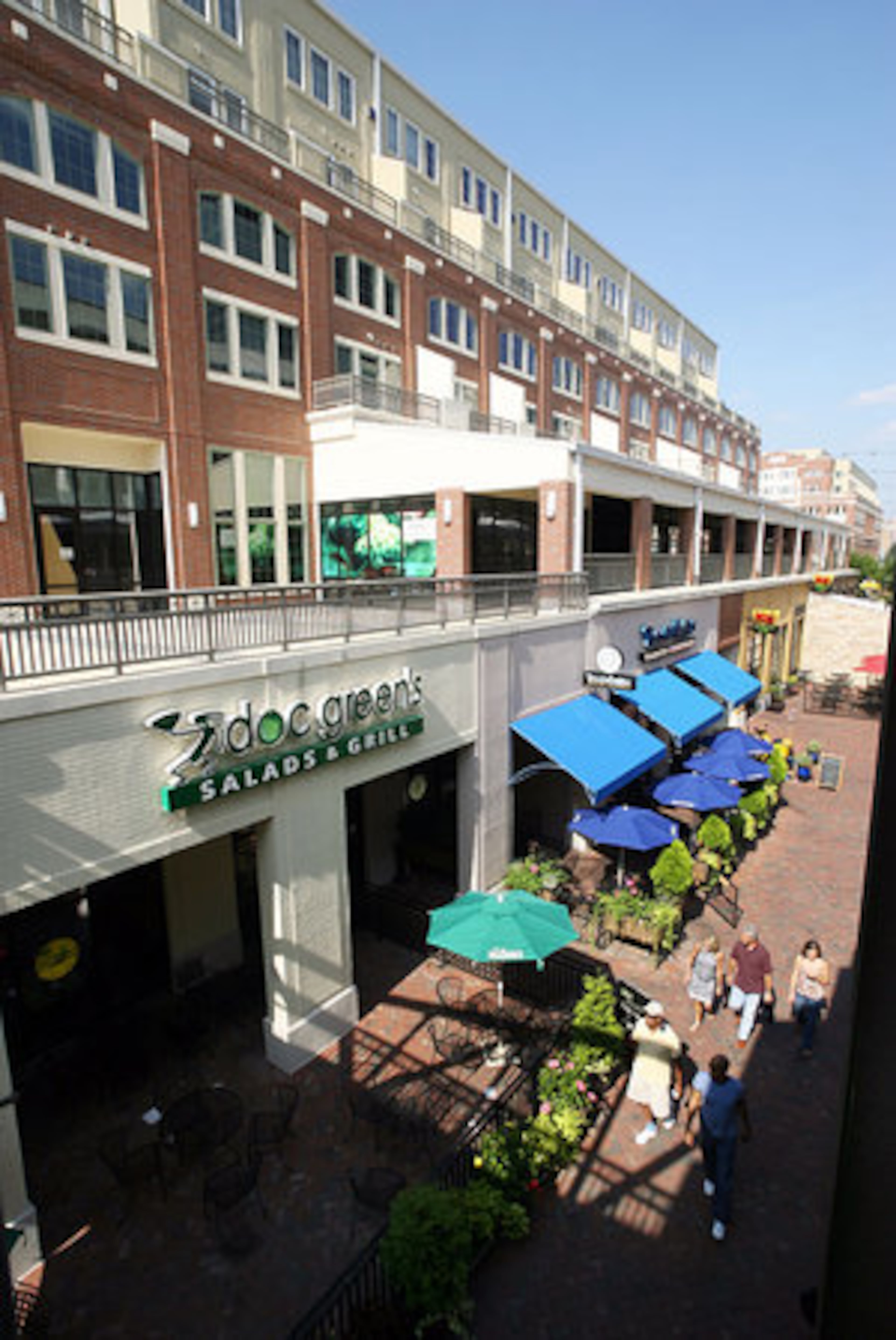 Stores along Atlantic Drive at Atlantic Station, and the Twelve Hotel and Residences at left.