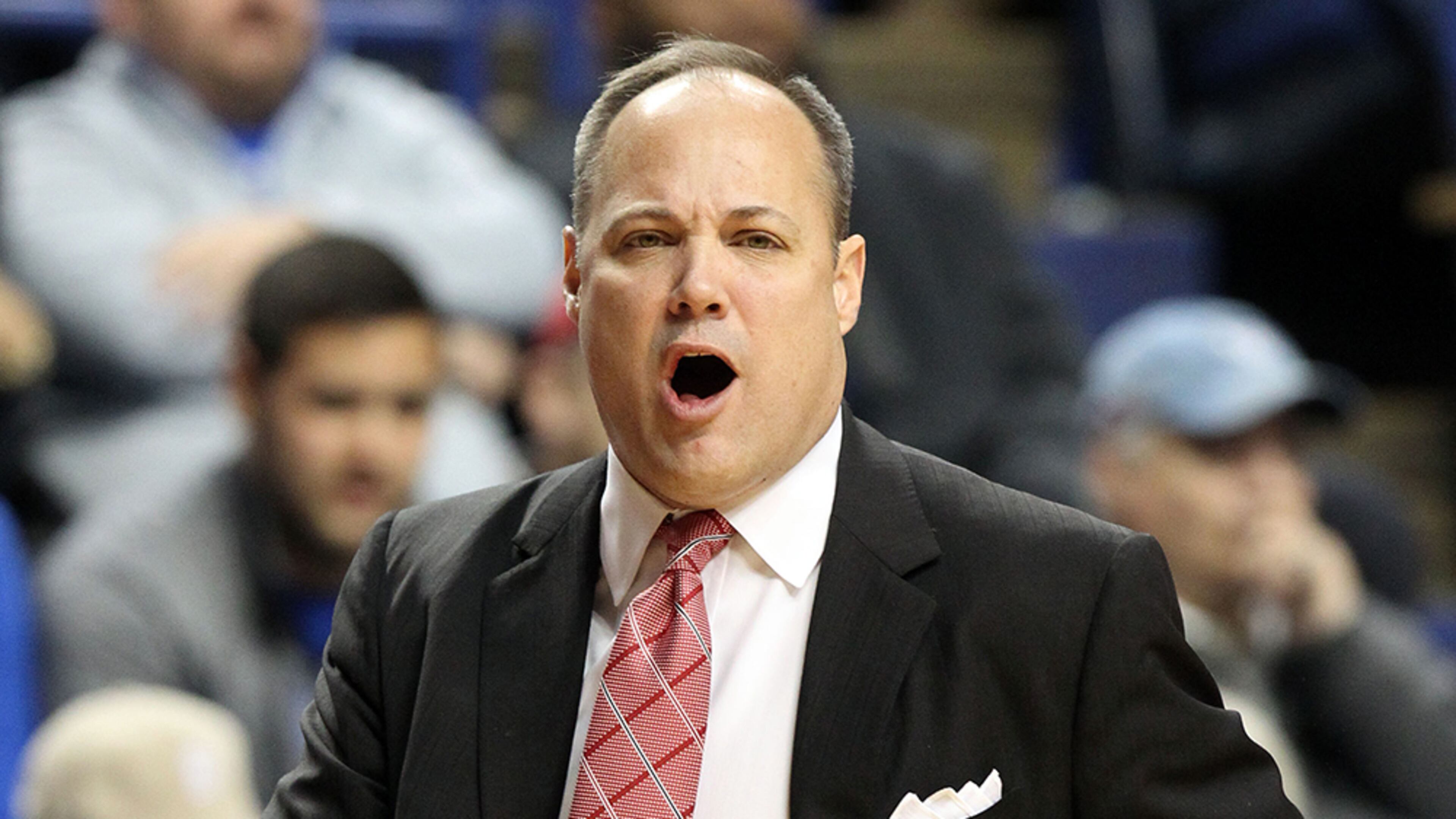 Mark Fox is 119-106 as Georgia's basketball coach.