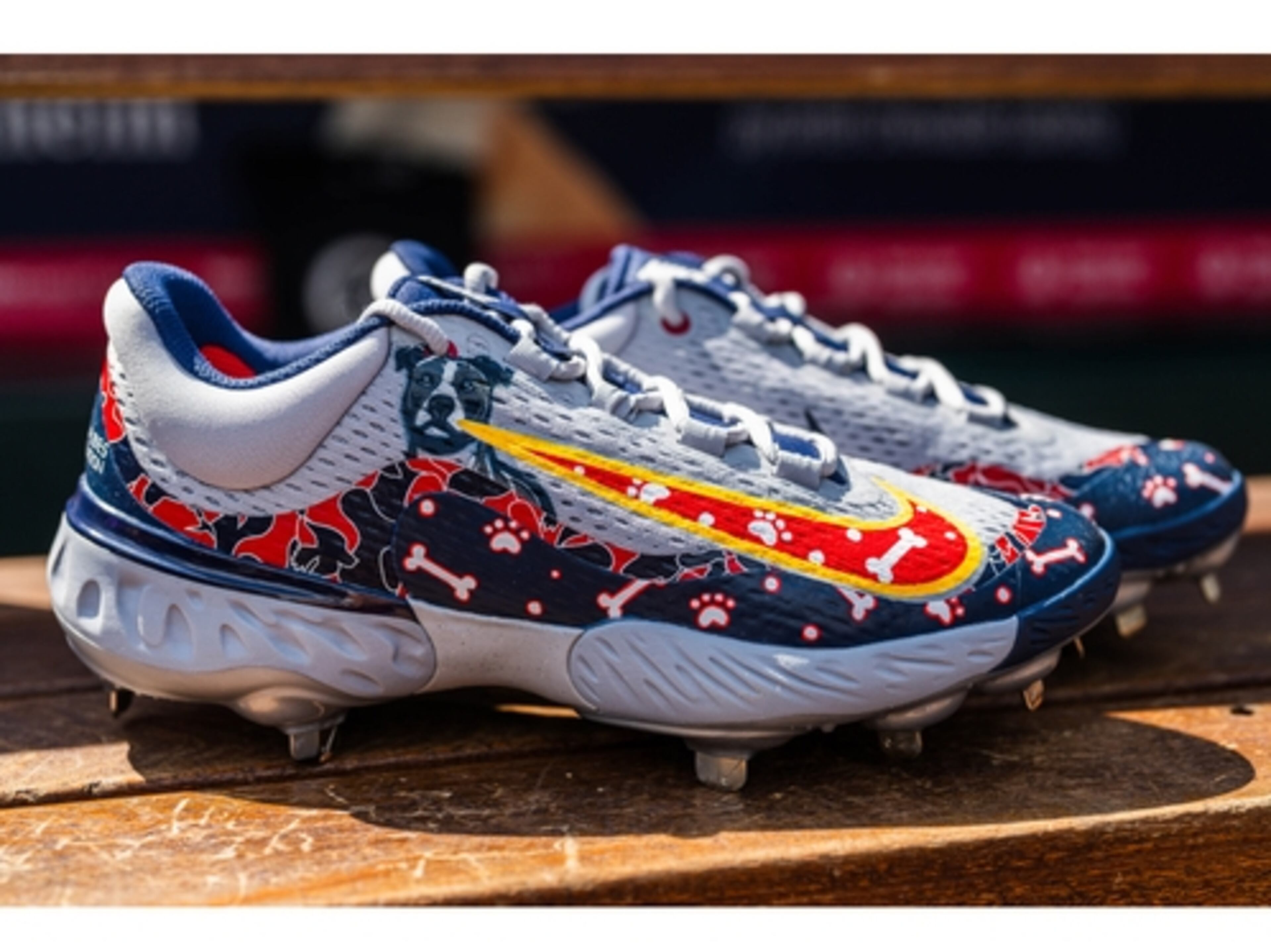 Second baseman Ozzie Albies is one of several Braves auctioning their Players Weekend cleats for charity.