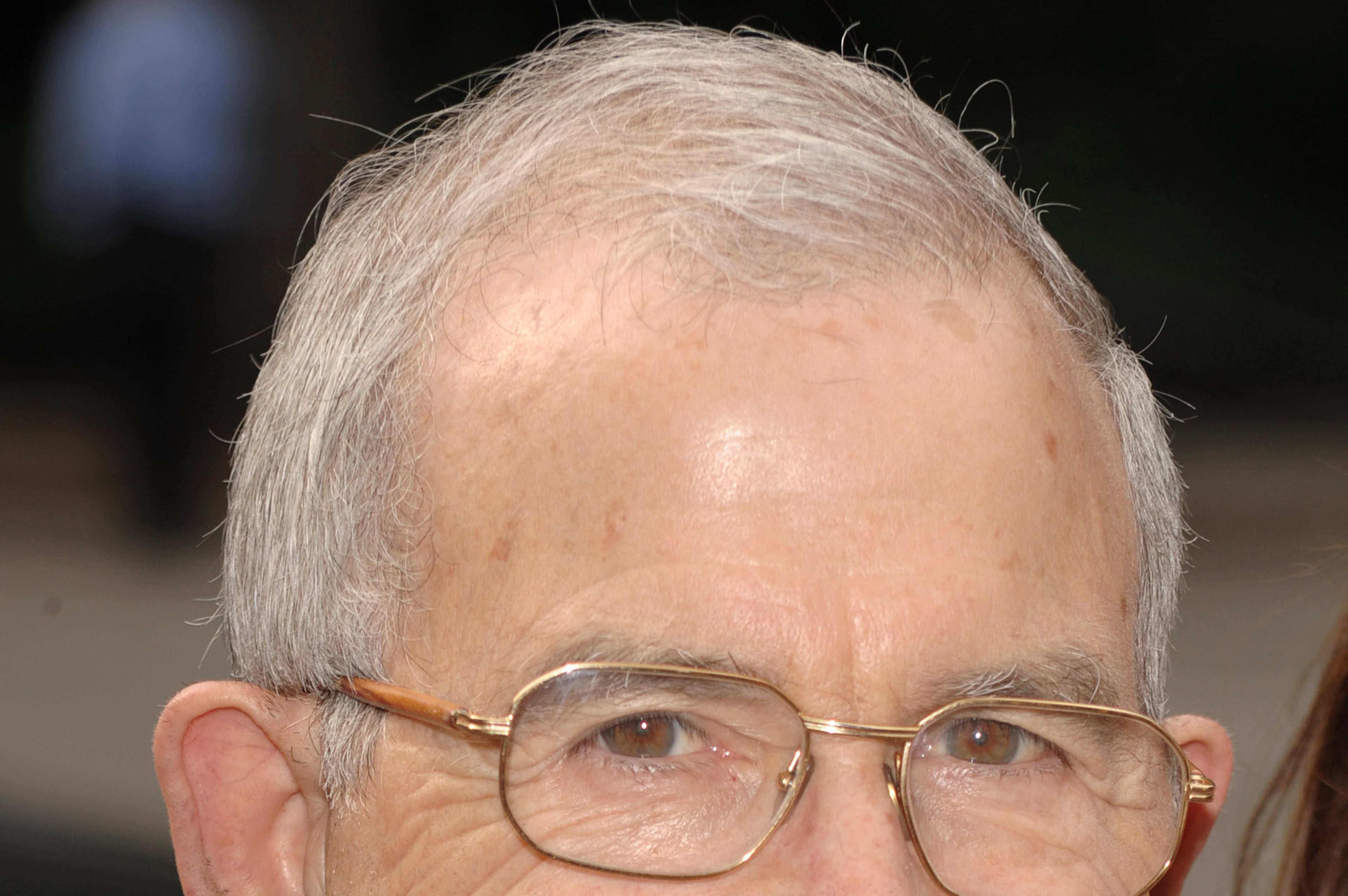 Obit Donald Newhouse