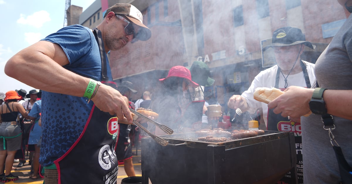 Fire up the grills! Thousands of South Africans try to set a record for the biggest cookout