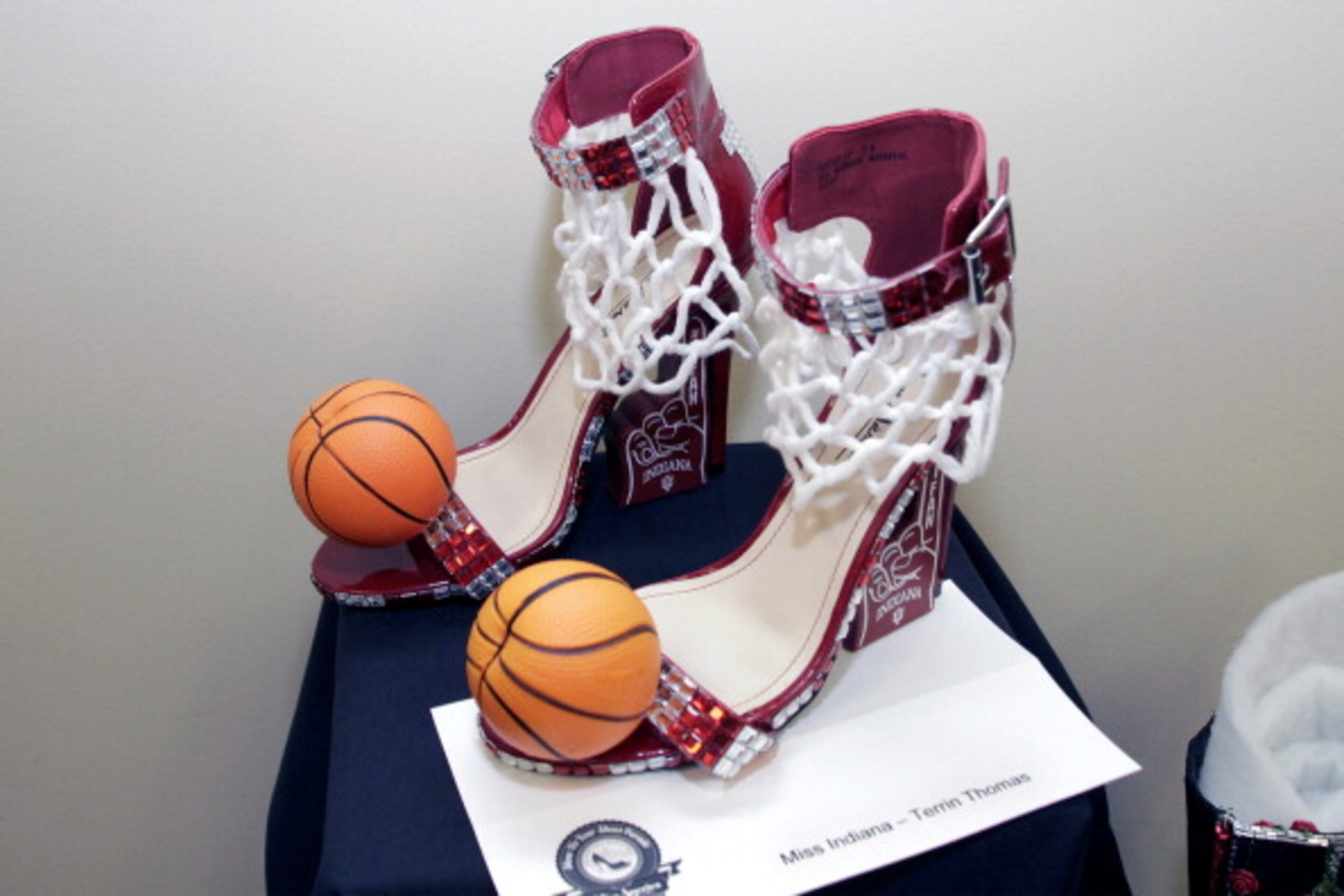 ATLANTIC CITY, NJ - SEPTEMBER 10: Miss America contestants parade shoes were presented to those who attends 2014 Miss America News Conference And Parade Shoes Unveilign at Atlantic City Boardwalk Hall on September 10, 2013 in Atlantic City, New Jersey. (Photo by Donald Kravitz/Getty Images)