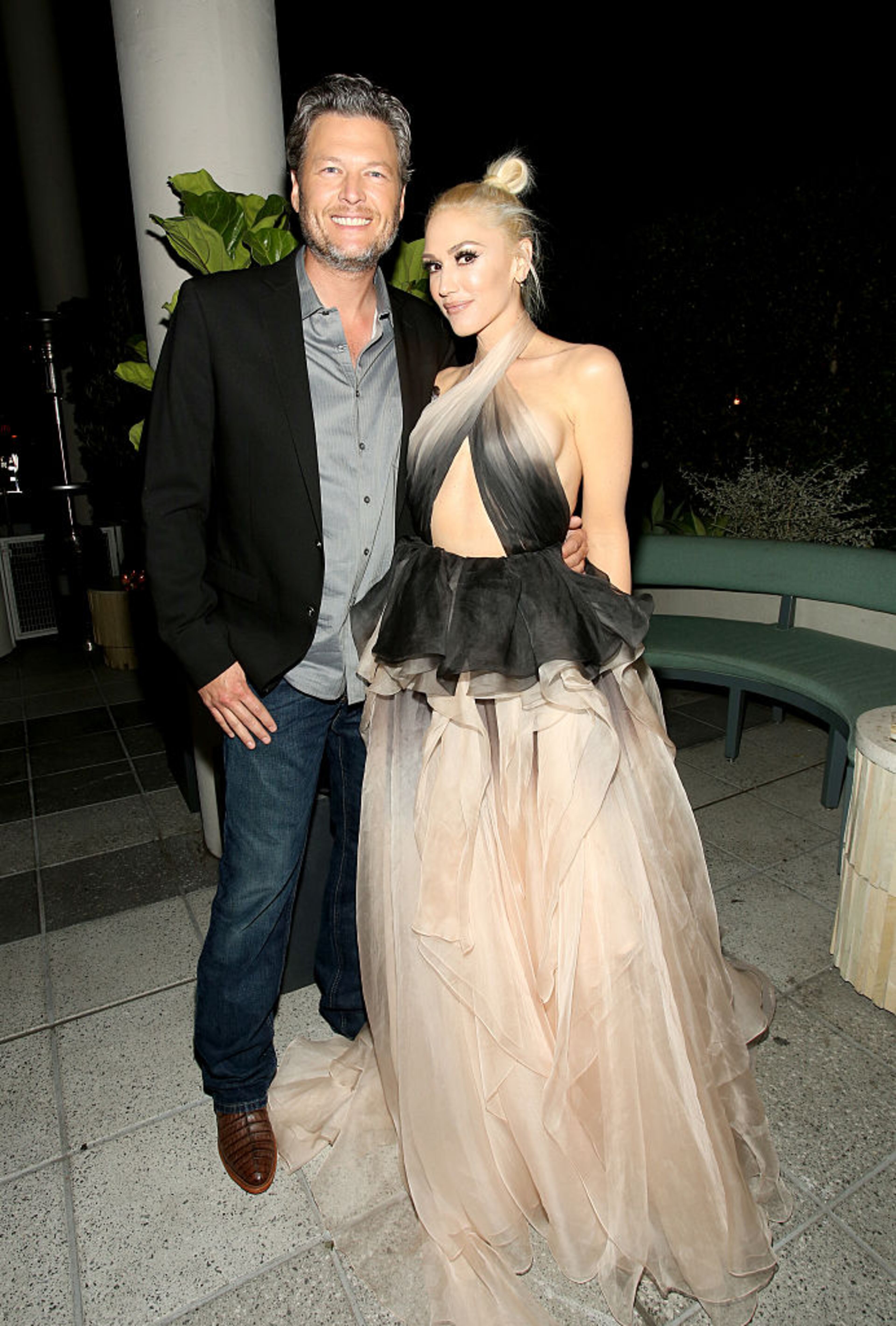 HOLLYWOOD, CA - NOVEMBER 14: Recording artists Blake Shelton (L) and Gwen Stefani attend Glamour Women of the Year 2016 Dinner at Paley on November 14, 2016 in Hollywood, California. (Photo by Rachel Murray/Getty Images for Glamour)