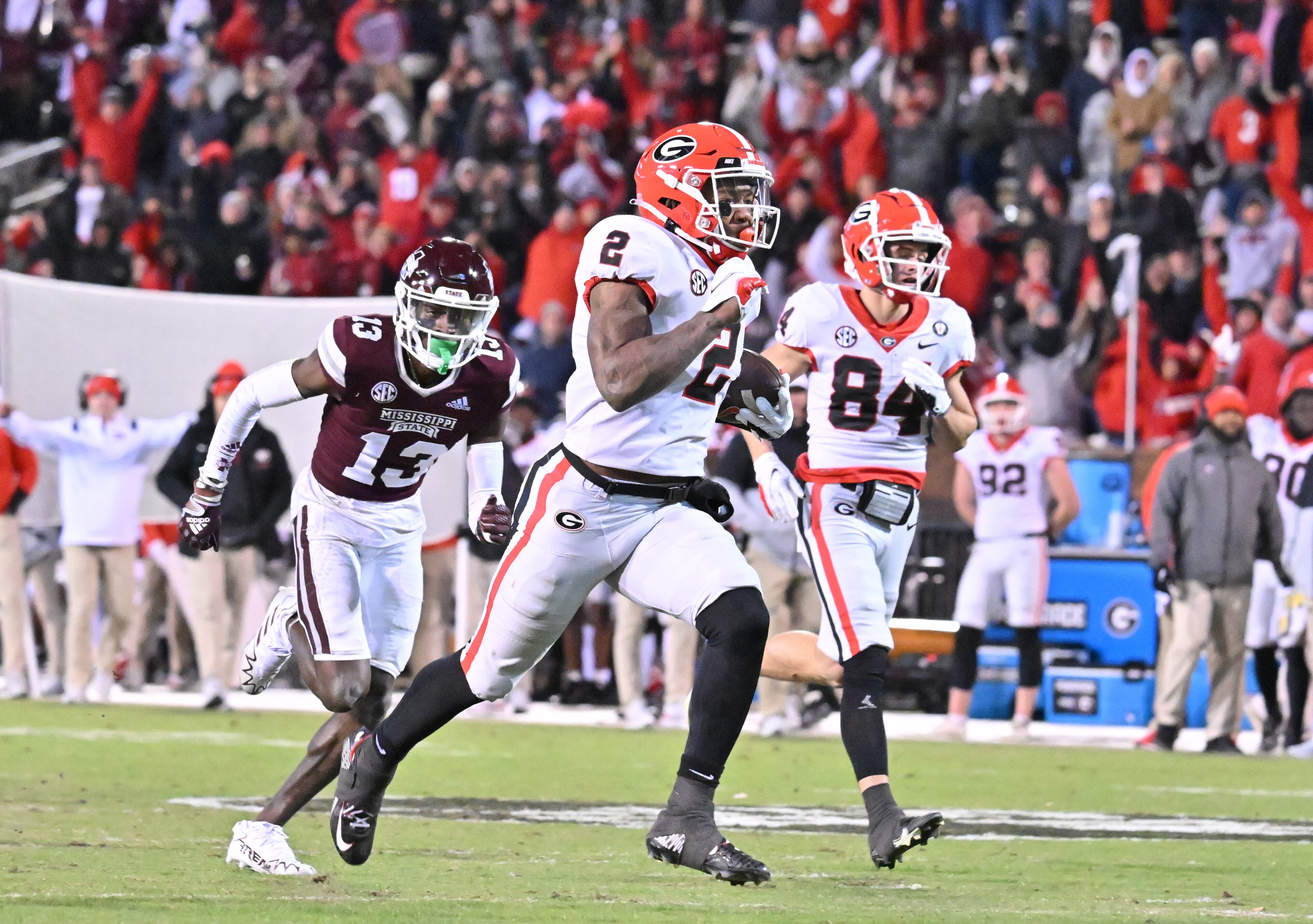 Georgia's running back Kendall Milton (2) runs for a touchdown during the second half in an NCAA football game at Davis Wade Stadium in Starkville on Saturday, November 12, 2022. Georgia won 45-19 over Mississippi State. (Hyosub Shin / Hyosub.Shin@ajc.com)