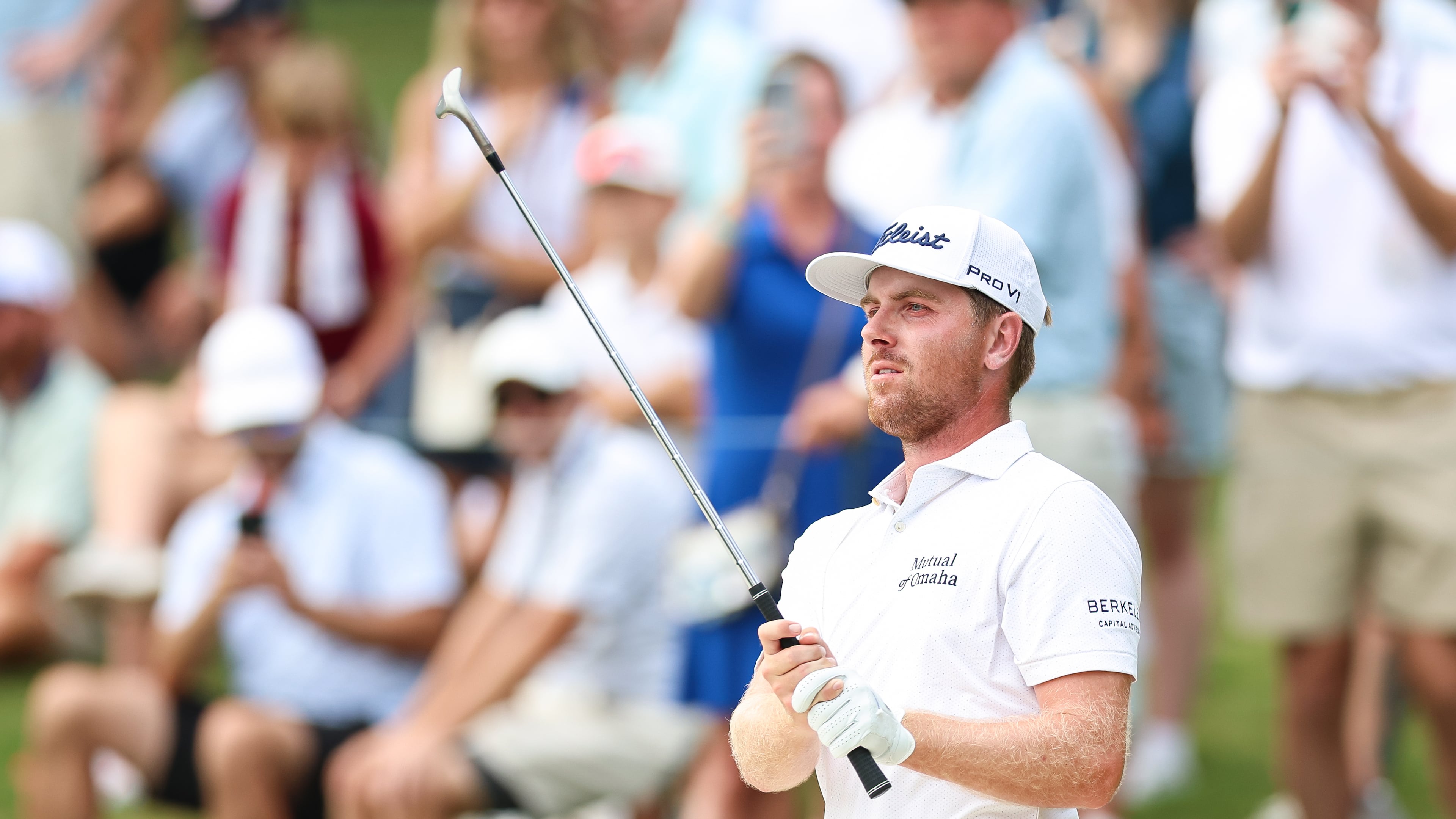 Ryan Gerard plays a shot from a bunker on the 18th hole during the second round of the Tour Championship golf tournament, Friday, Aug. 28, 2026, in Atlanta. (AP Photo/Colin Hubbard)