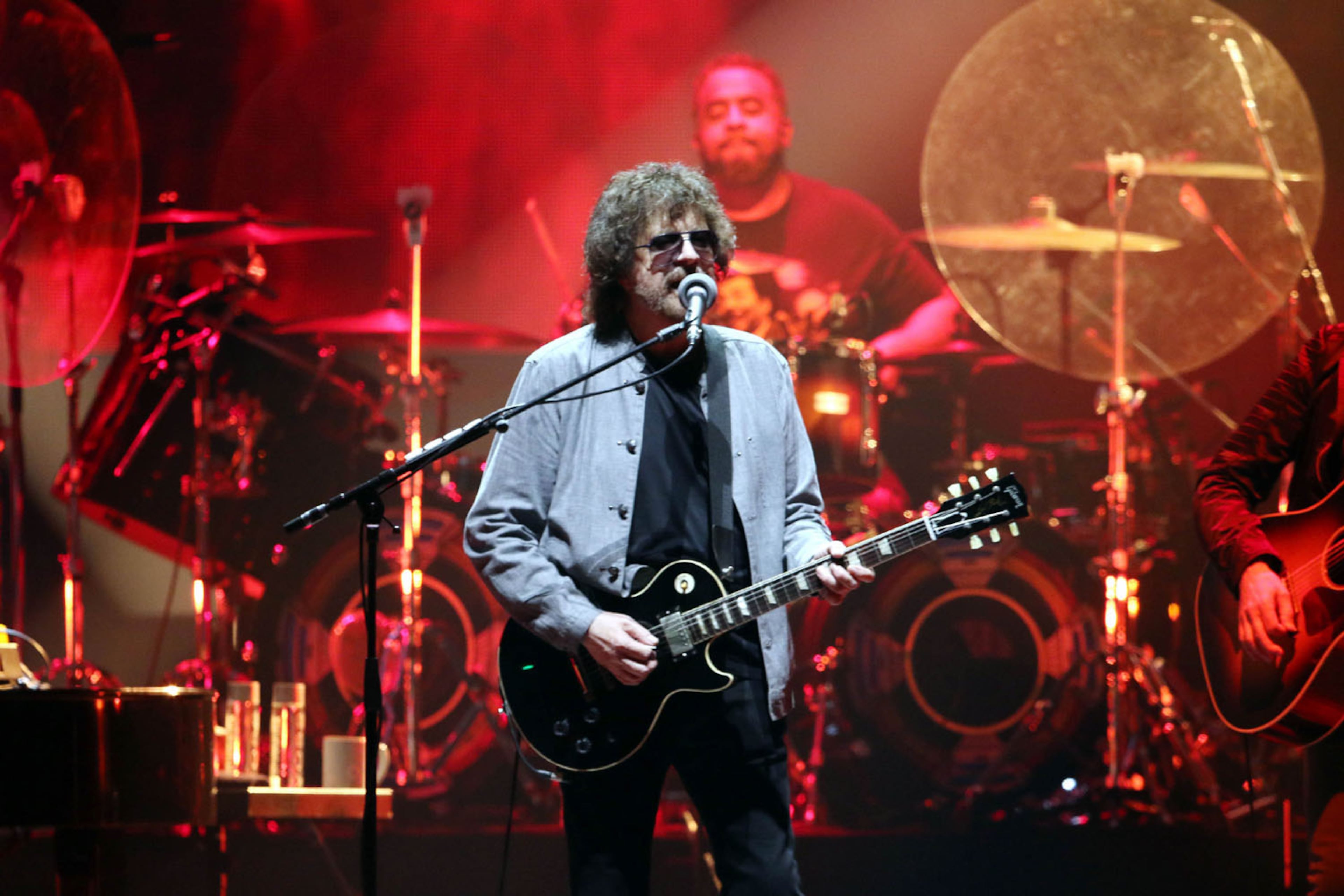 Jeff Lynne's ELO sold out State Farm Arena on Friday, July 5, 2019 on their Summer 2019 Tour. Dhani Harrison, George's son, opened the show.
Robb Cohen Photography & Video /RobbsPhotos.com