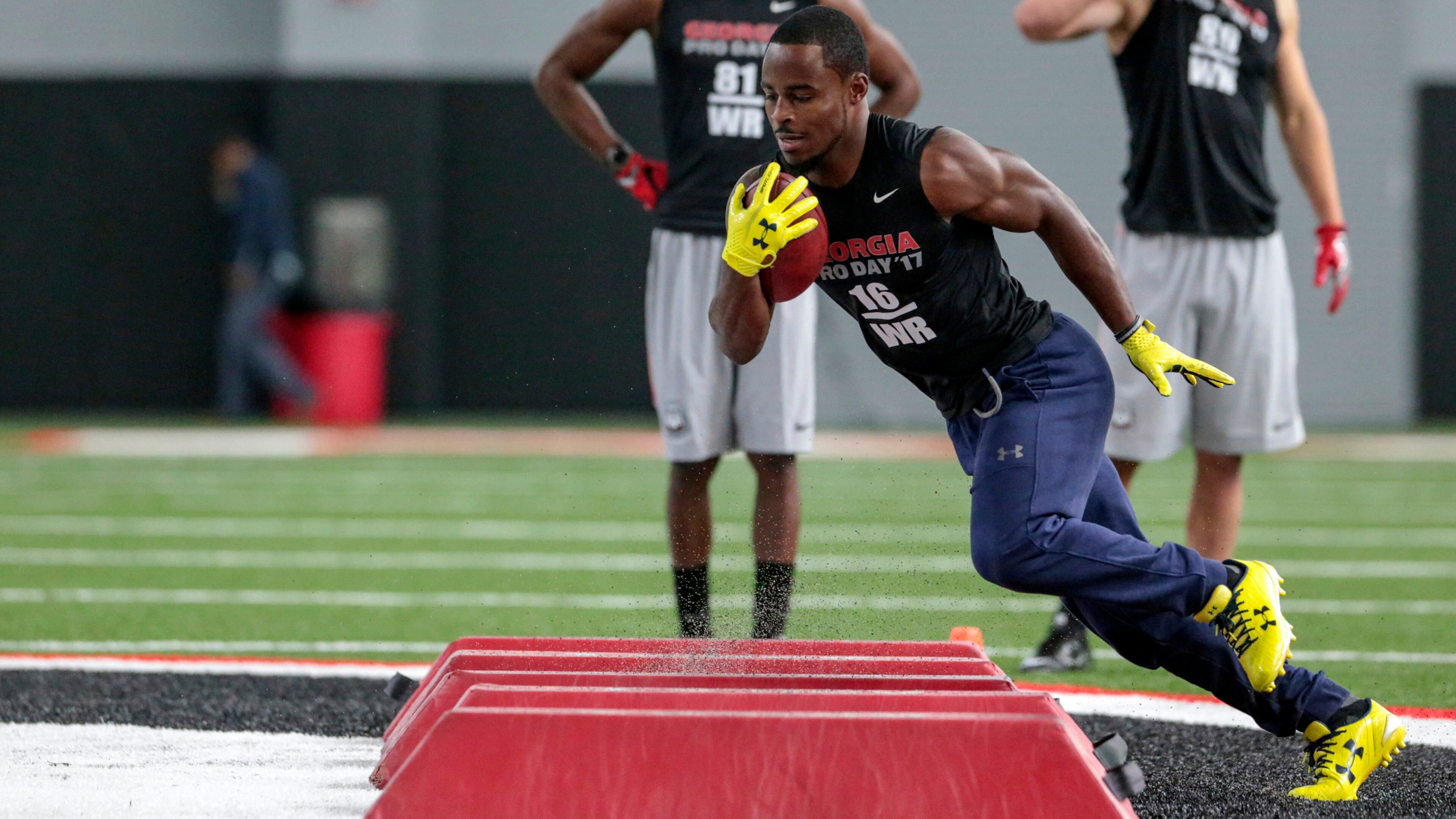Georgia wide receiver Isaiah McKenzie runs a drill during pro day at the University of Georgia in Athens, Ga., Wednesday, March 15, 2017. (John Roark/Athens Banner-Herald via AP)