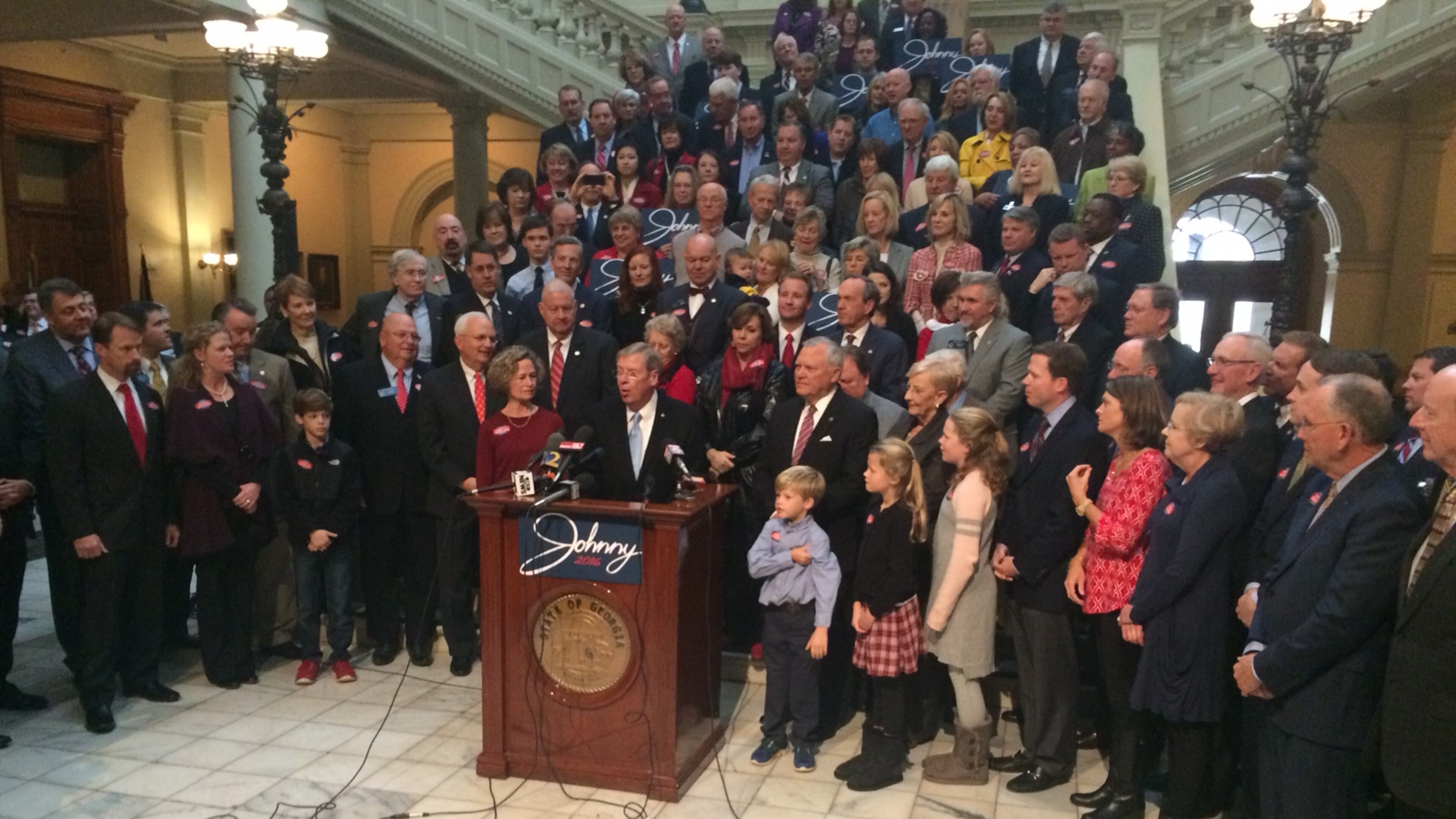 Sen. Johnny Isakson announces his re-election bid.