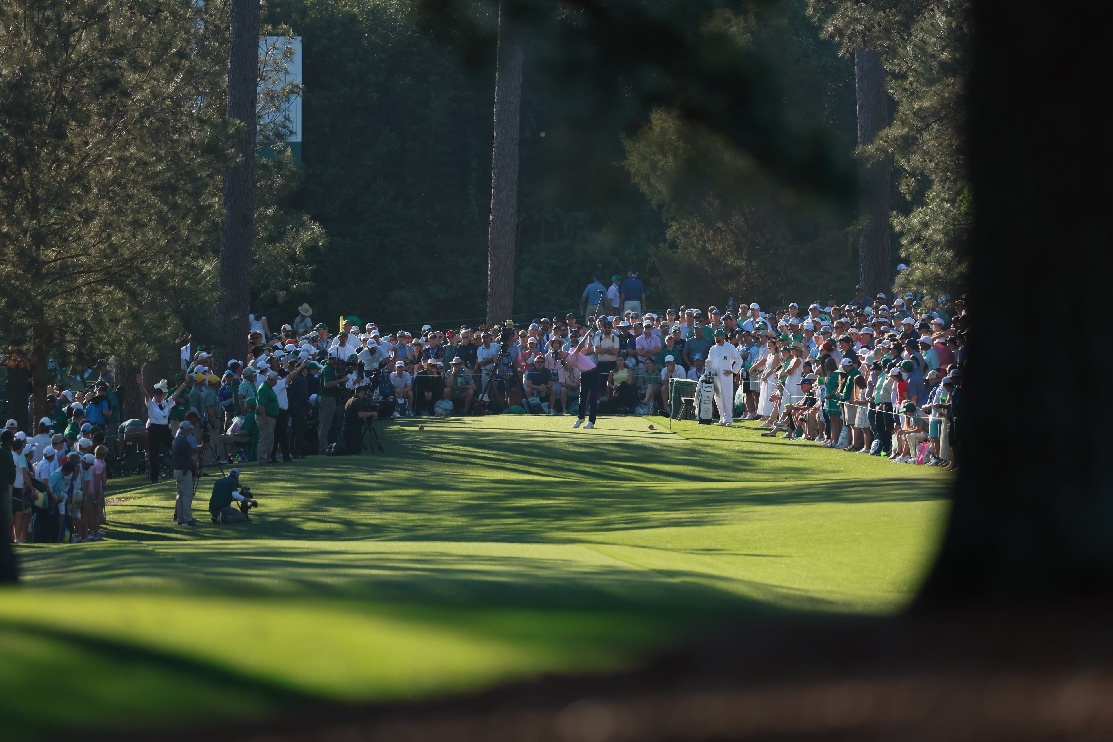 Mason Howell hits from the 17th tee during second round of the Masters, at Augusta National Golf Club, Friday, April 10, 2026, in Augusta, GA (Jason Getz/AJC)