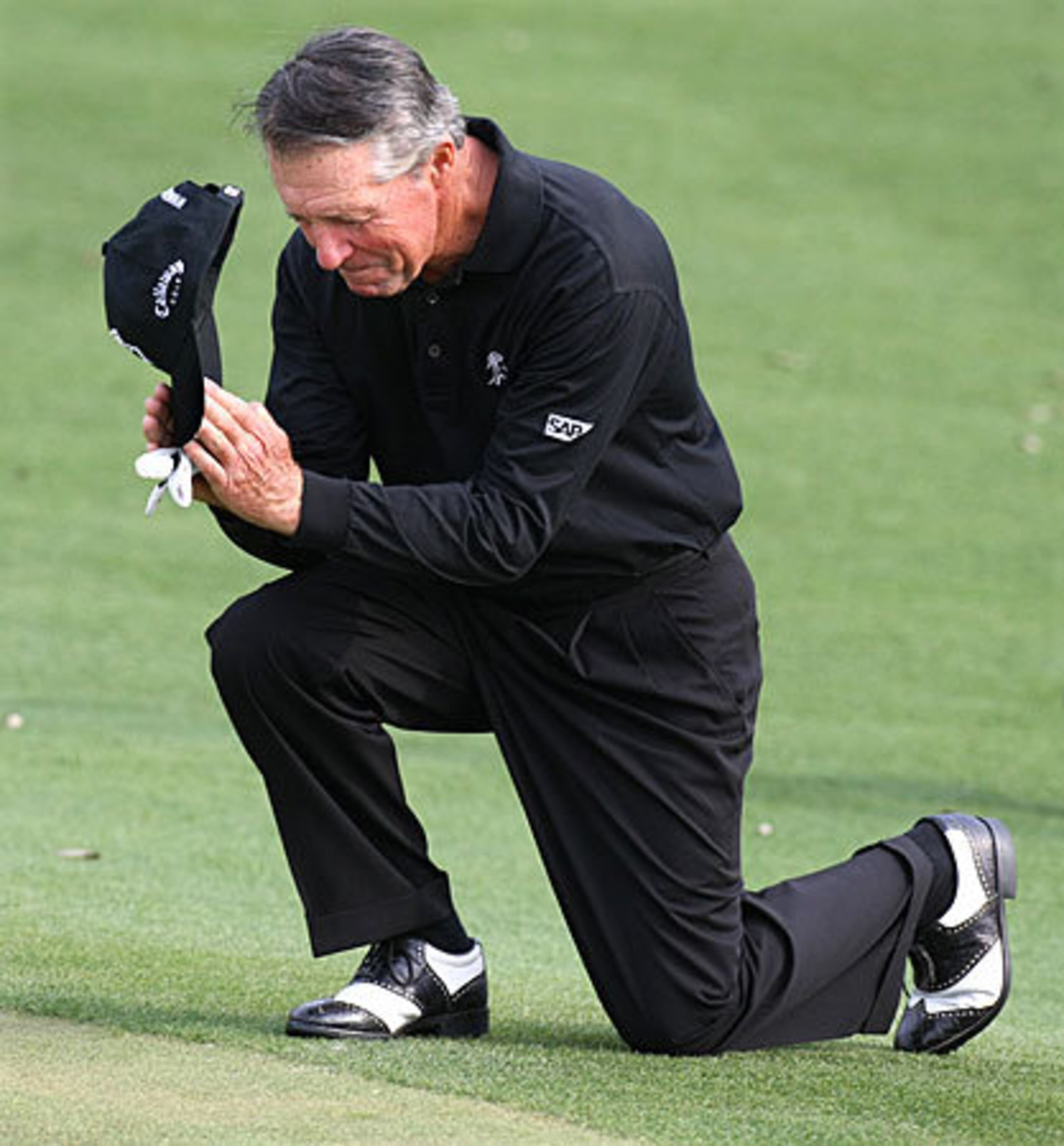 The Masters has meant so much to so many, including former champion Gary Player. The veteran South African kneeled down on the edge of the 18th green as patrons gave him a rousing ovation.