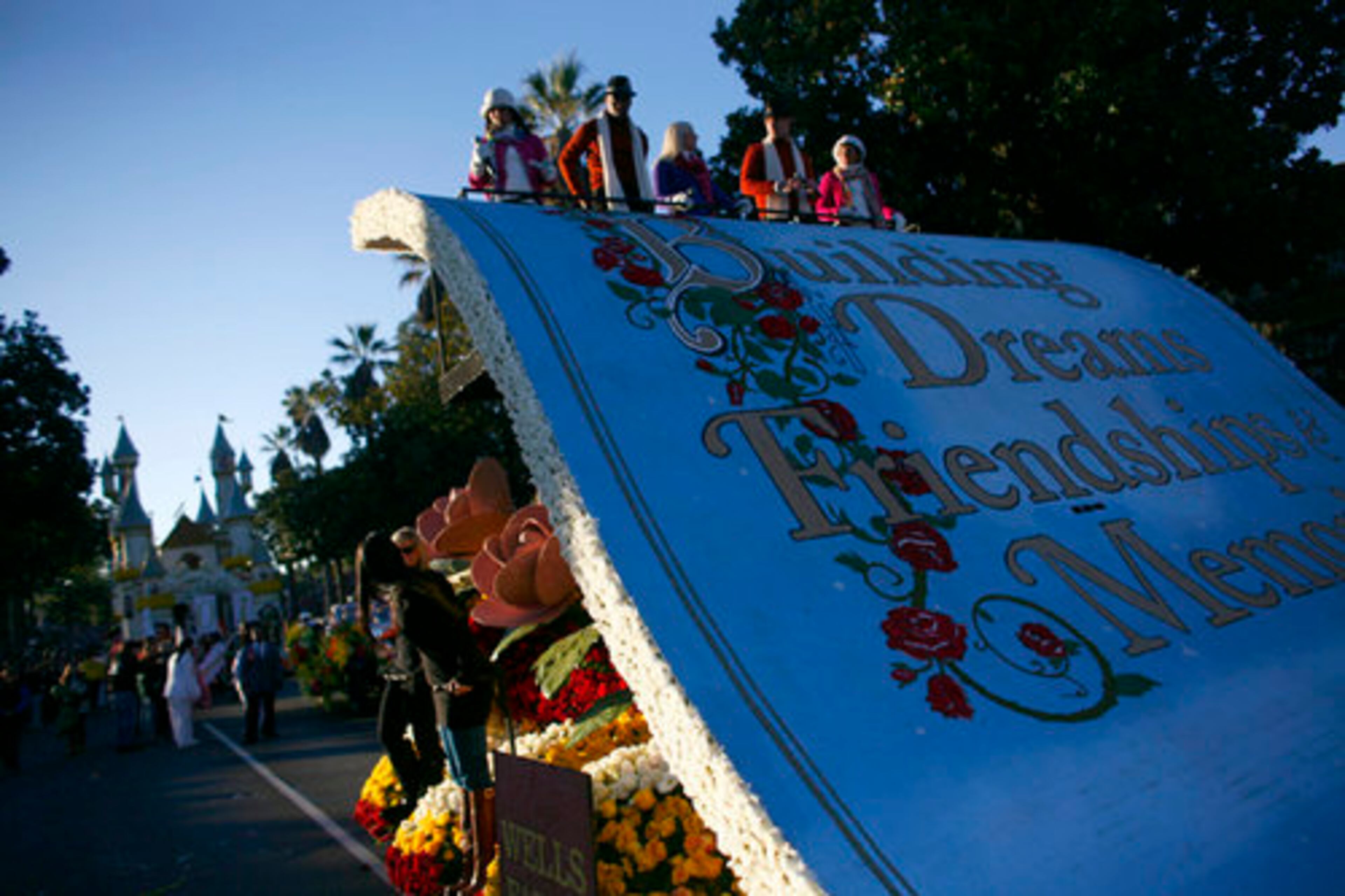 The Wells Fargo "Building Dreams Friendships and Memories" float.