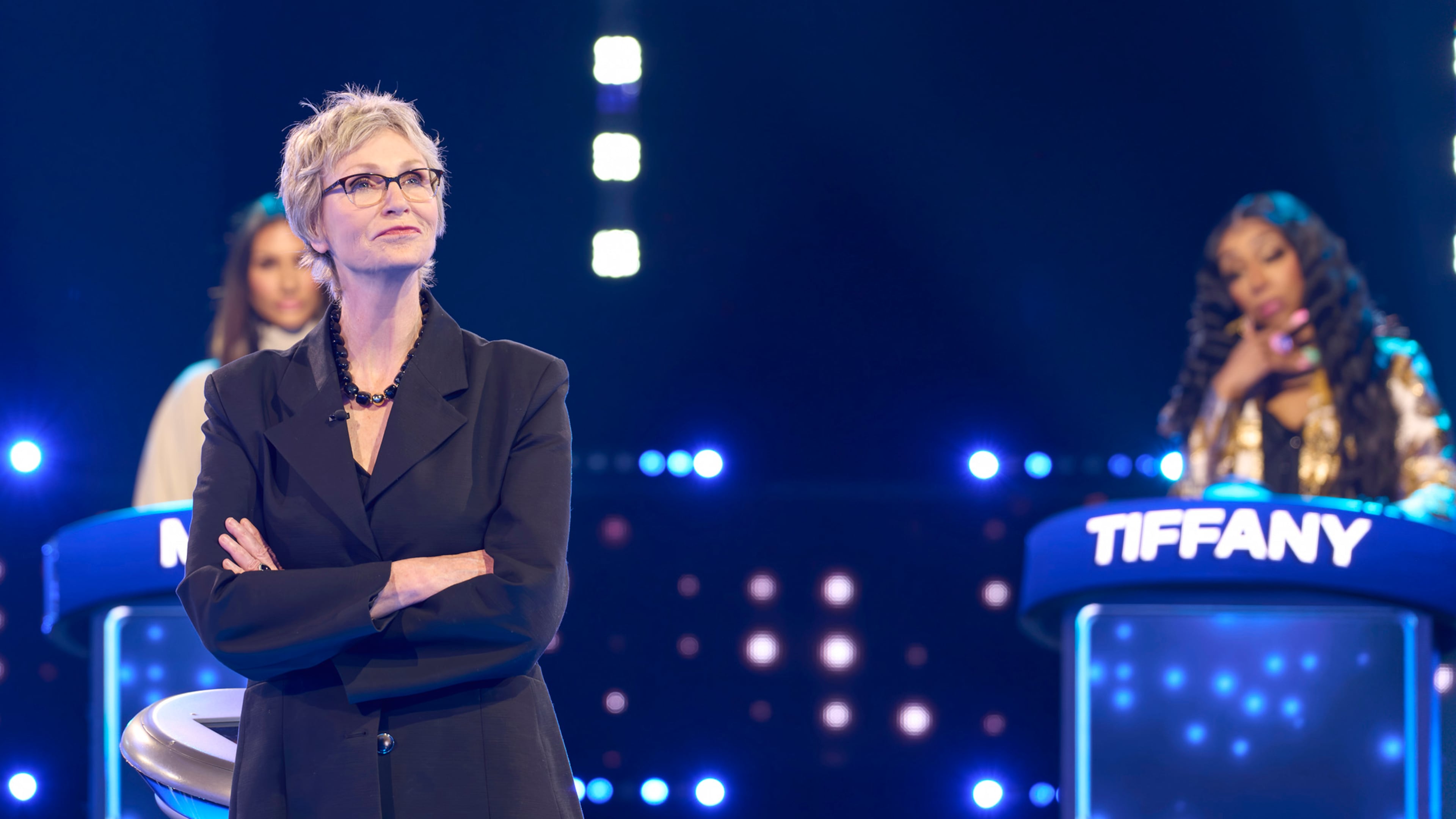Host Jane Lynch and contestant Tiffany Pollard participate in the “Reality Villains” episode of "Celebrity Weakest Link" shot at Trilith Live in Fayetteville that aired Sept. 21, 2026. (Tom Griscom/Coutesy of FOX).