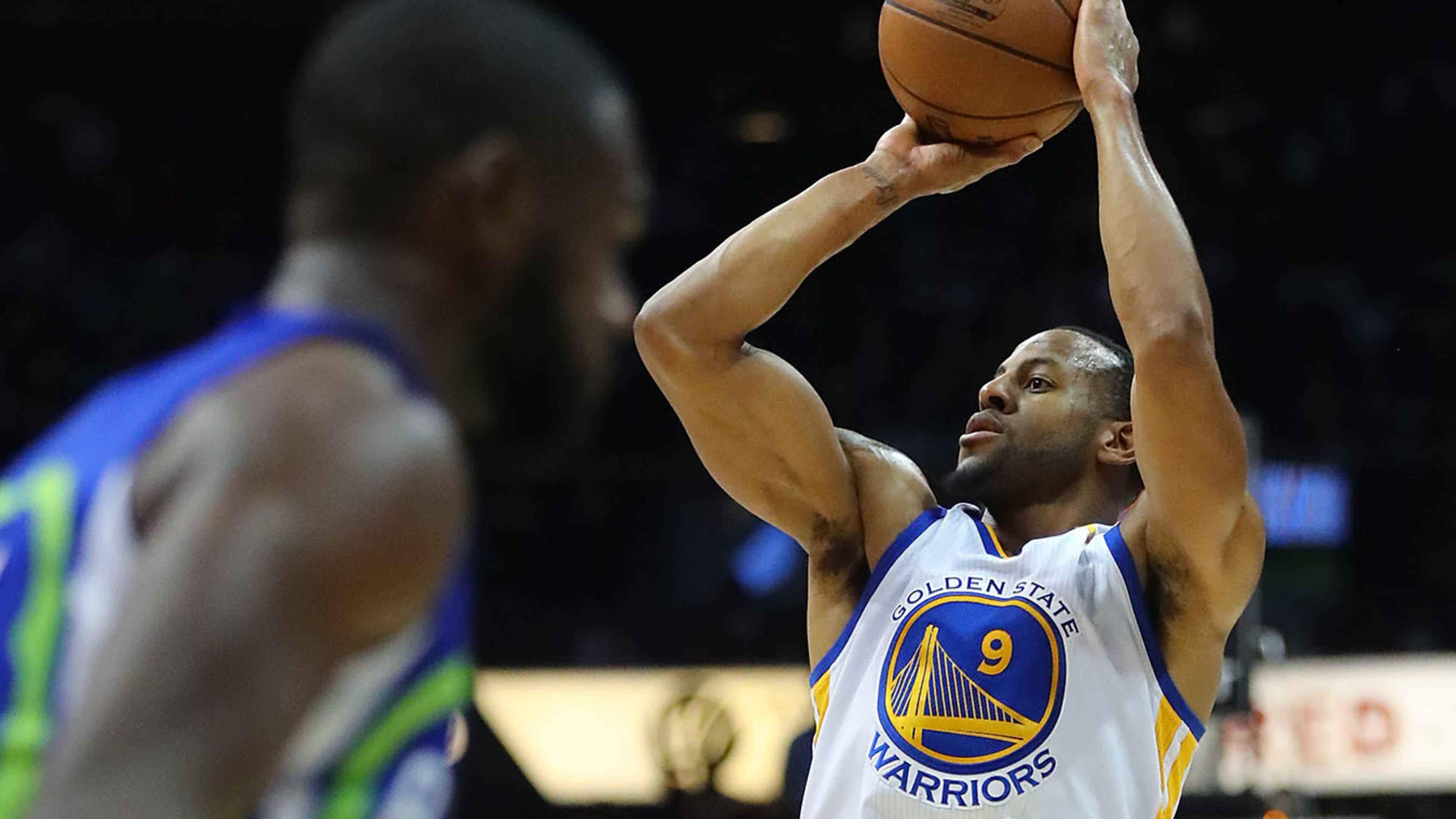 Golden State Warriors Andre Iguodala shoots against the Atlanta Hawks during the second half in a NBA basketball game on Monday, March 6, 2017, in Atlanta. Curtis Compton/ccompton@ajc.com