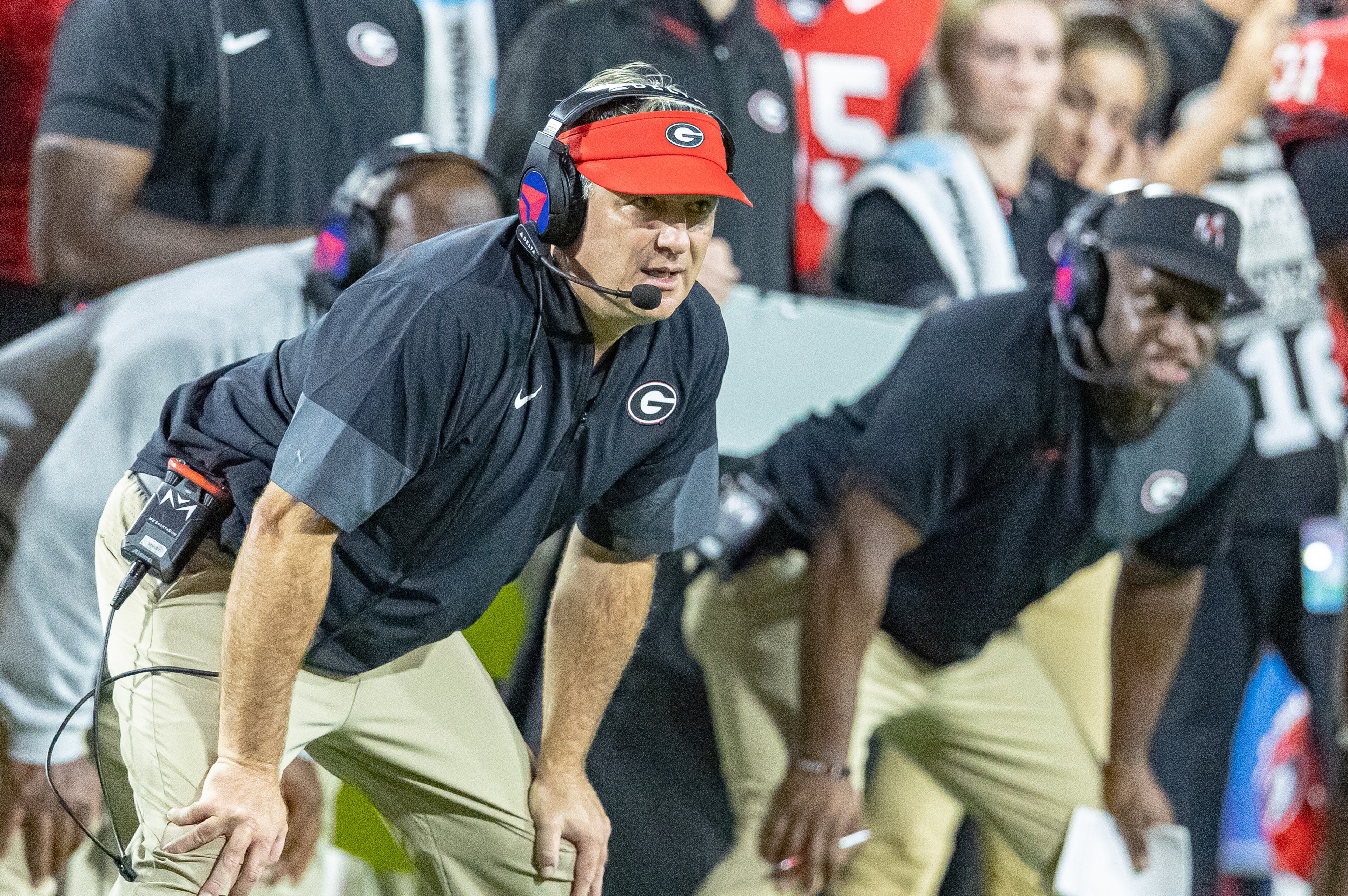Kirby Smart hunkers down by Jeff Sentell 092725h